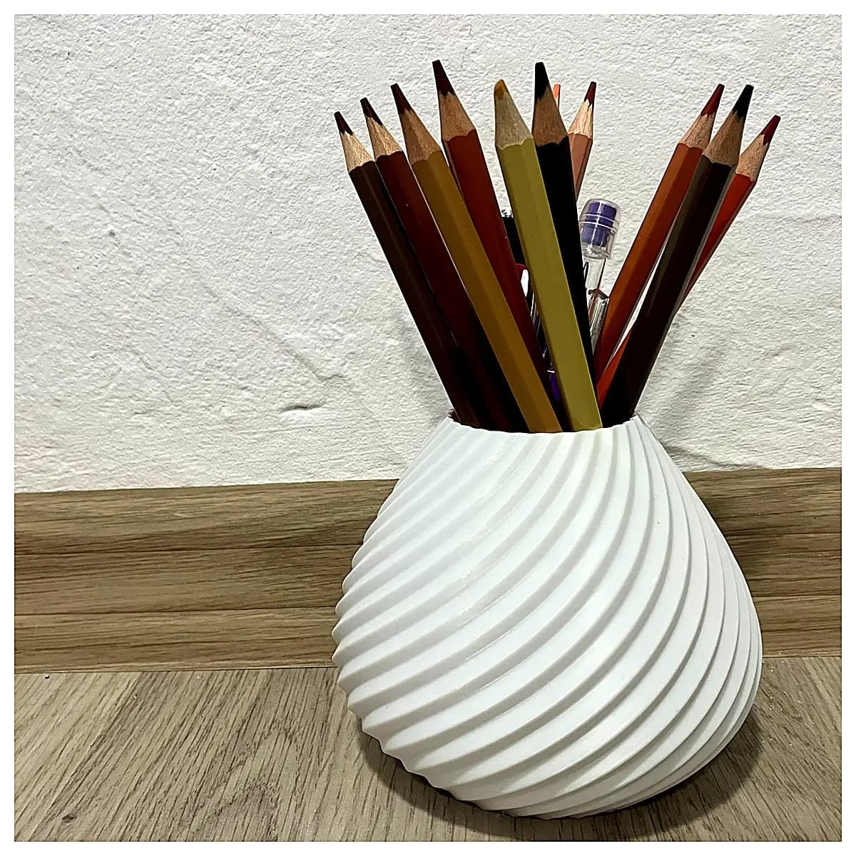 Pen Holder Stand Support Brush Holder Easel Drawing Accessory Bracket Drawing Supplies Art Tools Painting Support Brush Caddy