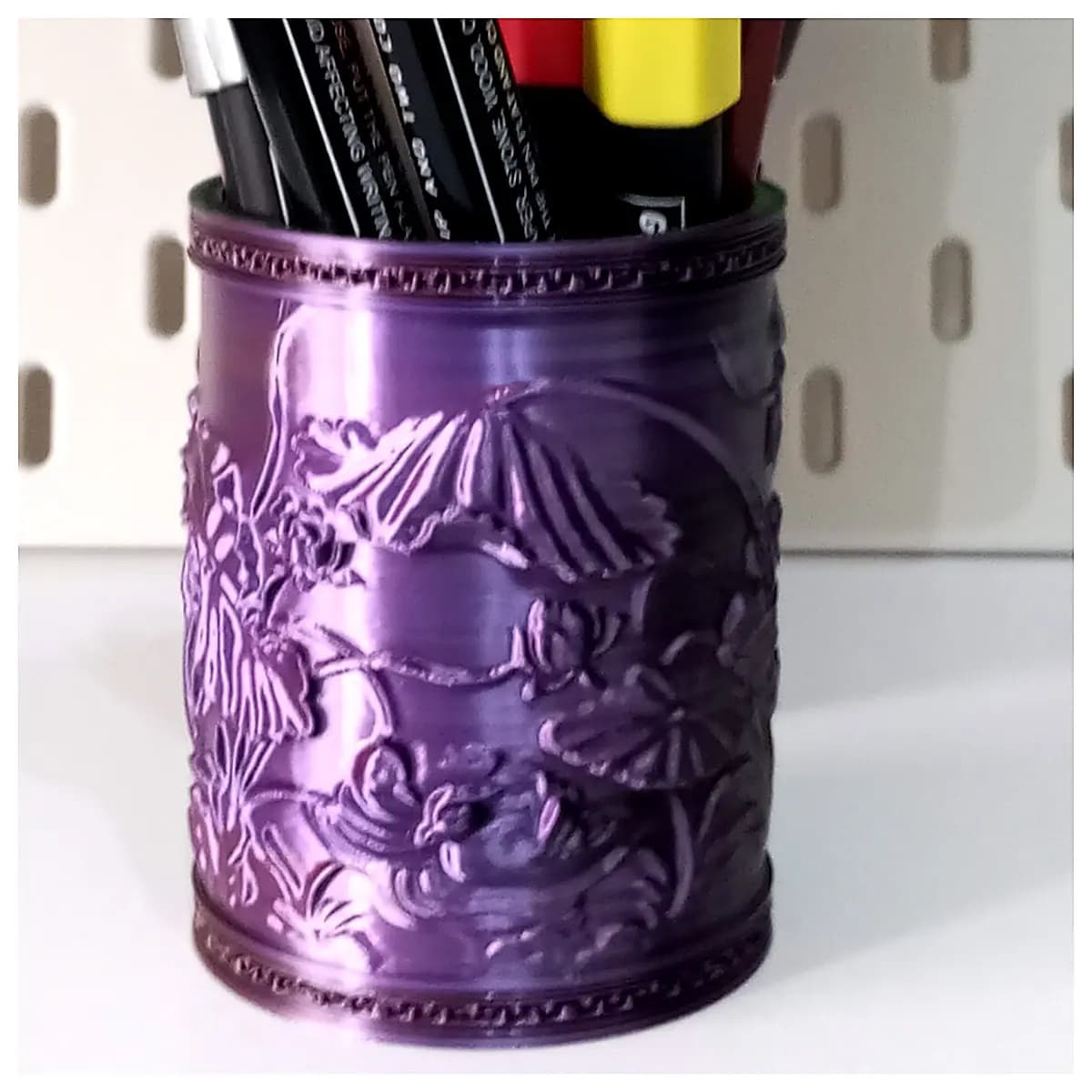 Pen Holder Vase Creative Desktop Decoration Ceramic Stationery Holder Office Ornament Gift Creative Vase Decorative Vase Pen Rest