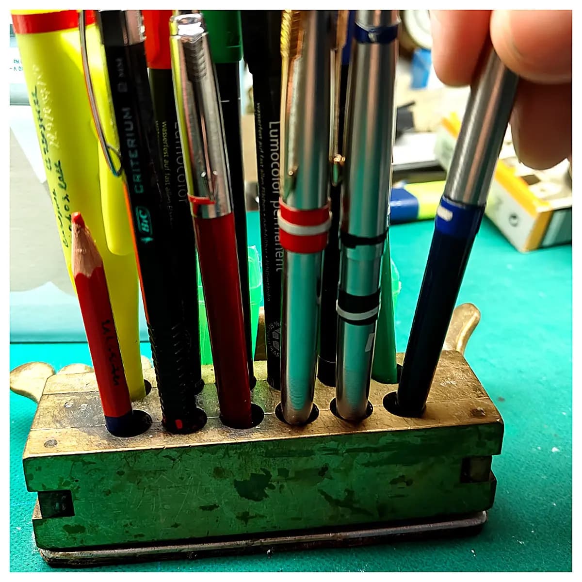 Pencil Case Holder Pen Organizer Multi Function Pen Box Student Stationery Storage Pencil Case Tube Pen Caddy Learning Supplies Bulk Wholesale