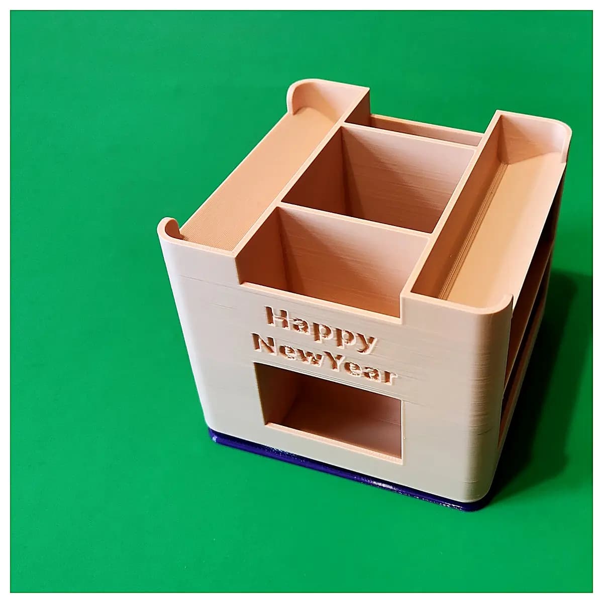 Rotating Pen Holder Desk Organizer Pen Case Pencil Stand Office Supplies Creative Multi Function Pen Tube Desk Storage Learning Tools