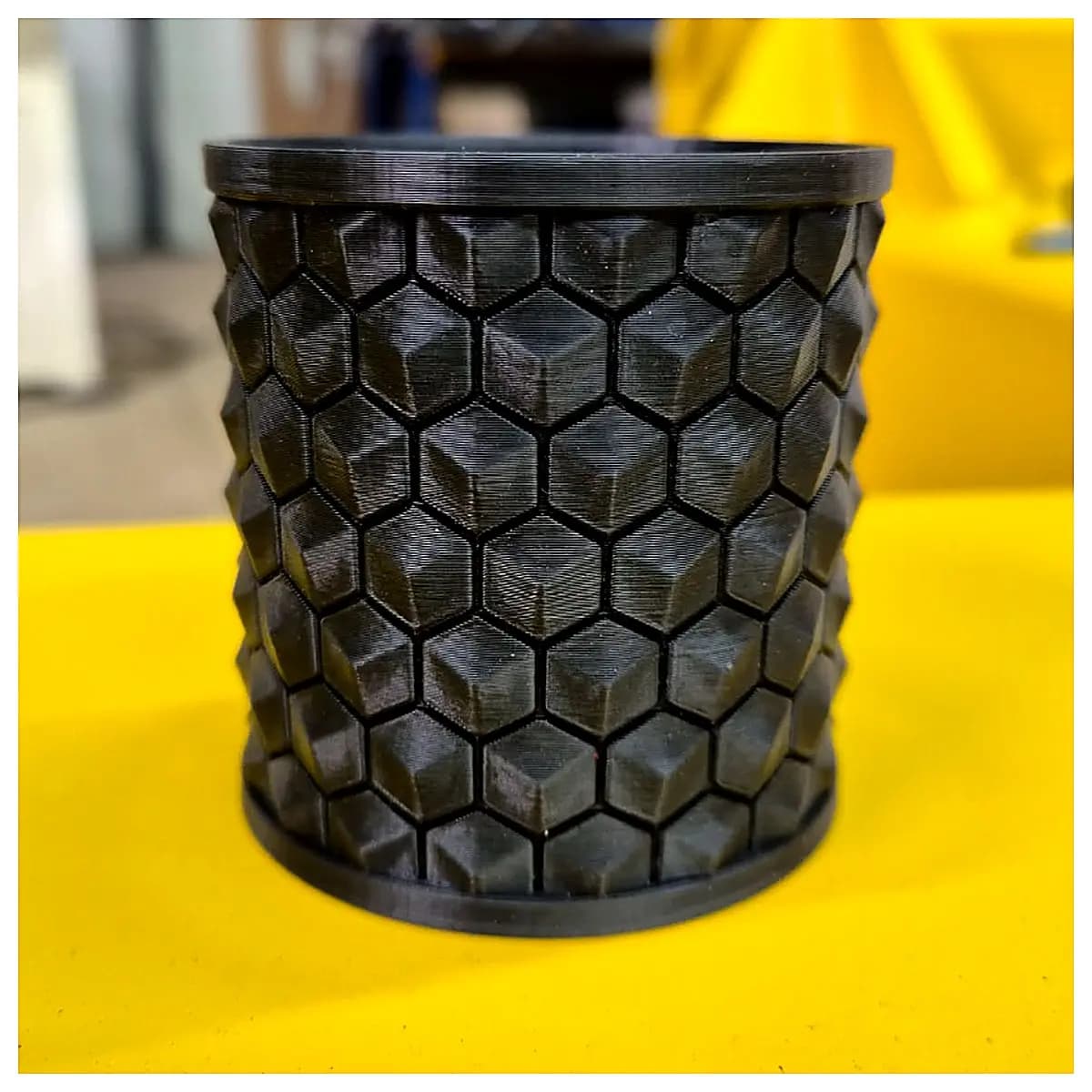 Hexagonal Pencil Holder Creative Desktop Organizer Multi sided Pen Cup Geometric Storage Box Office School Supplies Accessory Holder