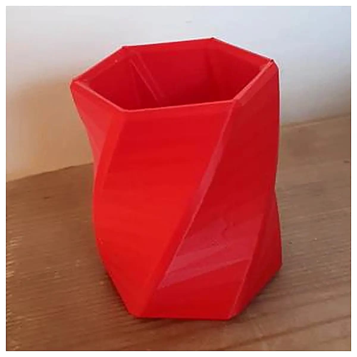 Decorative Pen Holder Desktop Accent Creative Desk Organizer Office Pen Cup Holder Writing Accessory Gift Idea Desk Decoration