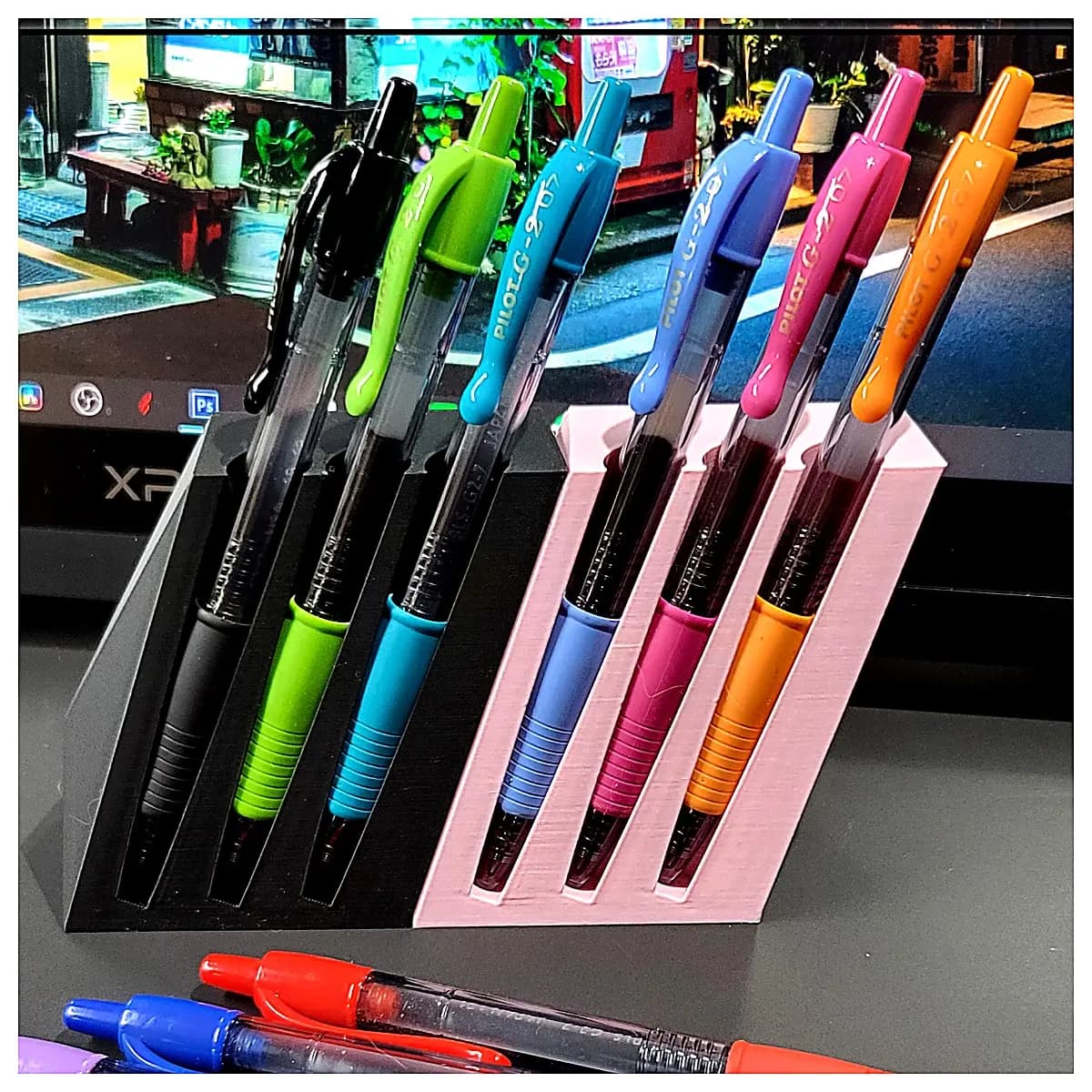 Slanted Pencil Holder Drawing Tool Sketching Stand Angle Ruler Pencil Case Art Accessories Creative Standing Pen Holder Art Supplies