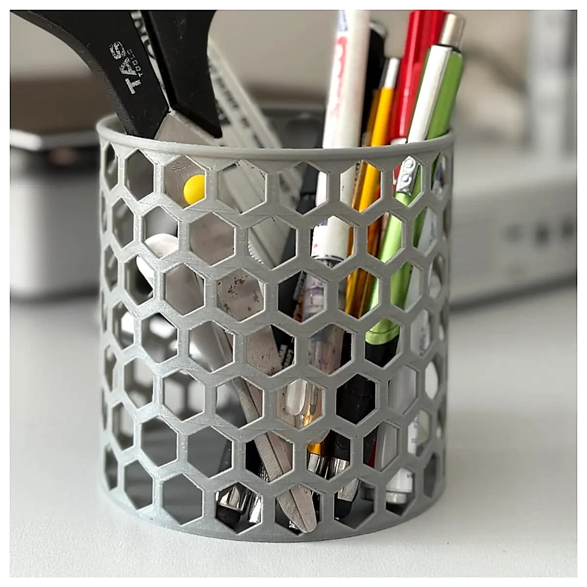 Honeycomb Pencil Holder Organizer Desk Pen Case Storage Box Multi Function Pen Pouch Student Stationery Holder Accessories Office Supplies Minimalist
