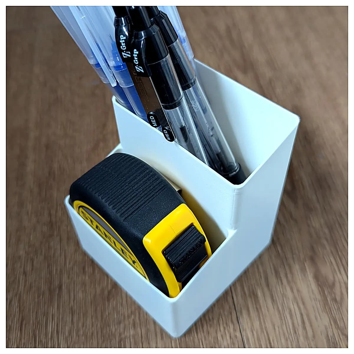 Pen Holder Creative Portable Pen Case Student Book Organizer Pencil Case Phone Stand Office Learning Accessories Multi Function Simple