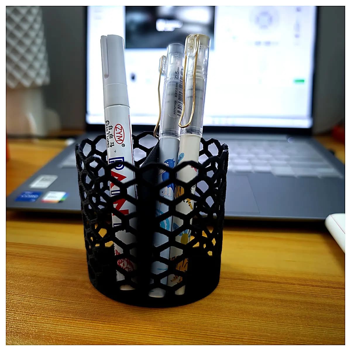 Honeycomb Pencil Holder Organizer Desk Storage Box Pen Case Accessory Stationery Supplies Student Gift Cute Compact