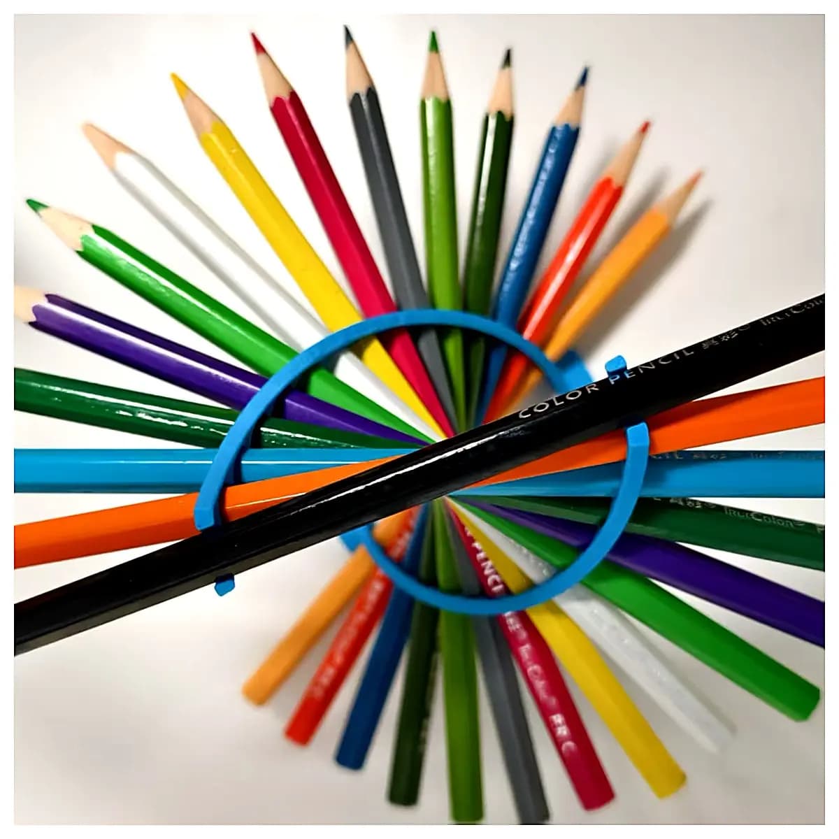 Double Helix Pencil Holder Pen Organizer Creative Book Storage Desk Decoration Pencil Case Accessories Stationery Supplies