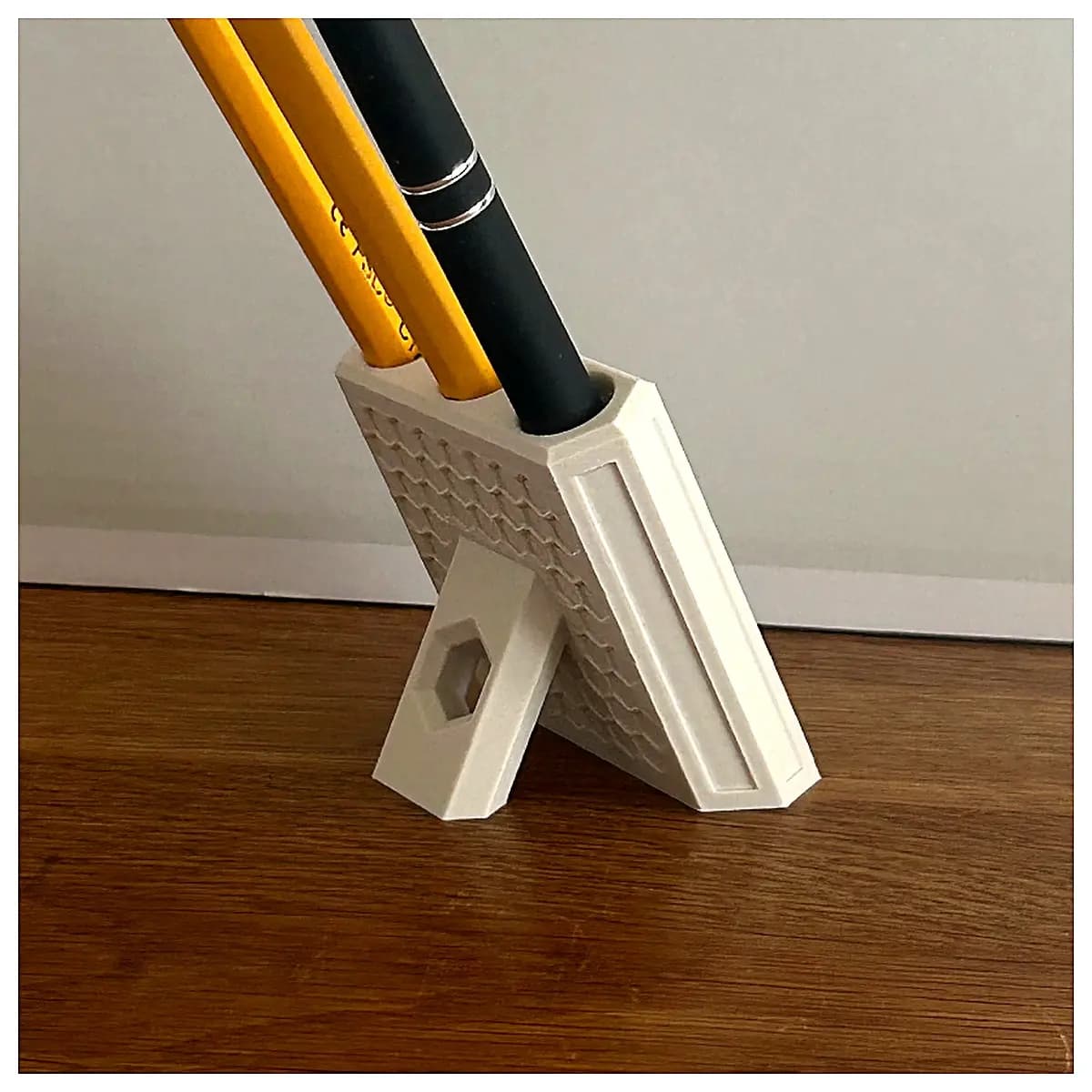 Multi Function Pen Holder Desk Organizer Pen Cup Storage Pencil Case Holder Writing Accessories Stationery Supplies Holder Pen Stand