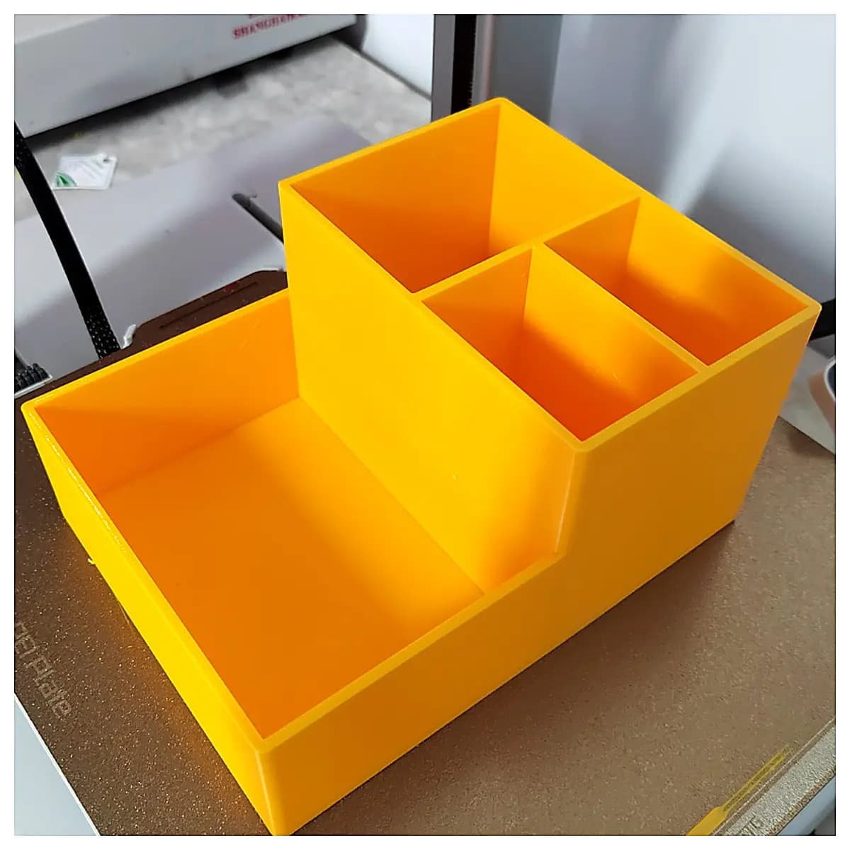 Desktop Organizer Pen Holder Multi Compartment Storage Box Desk Organizer Pencil Case Office Supplies Holder Accessory Shelf