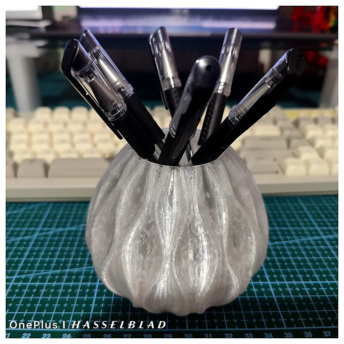 Vase Ceramic Art Decorative Object Pen Holder Organizer Desk Decoration Home Decor Multi Function Creative Gift