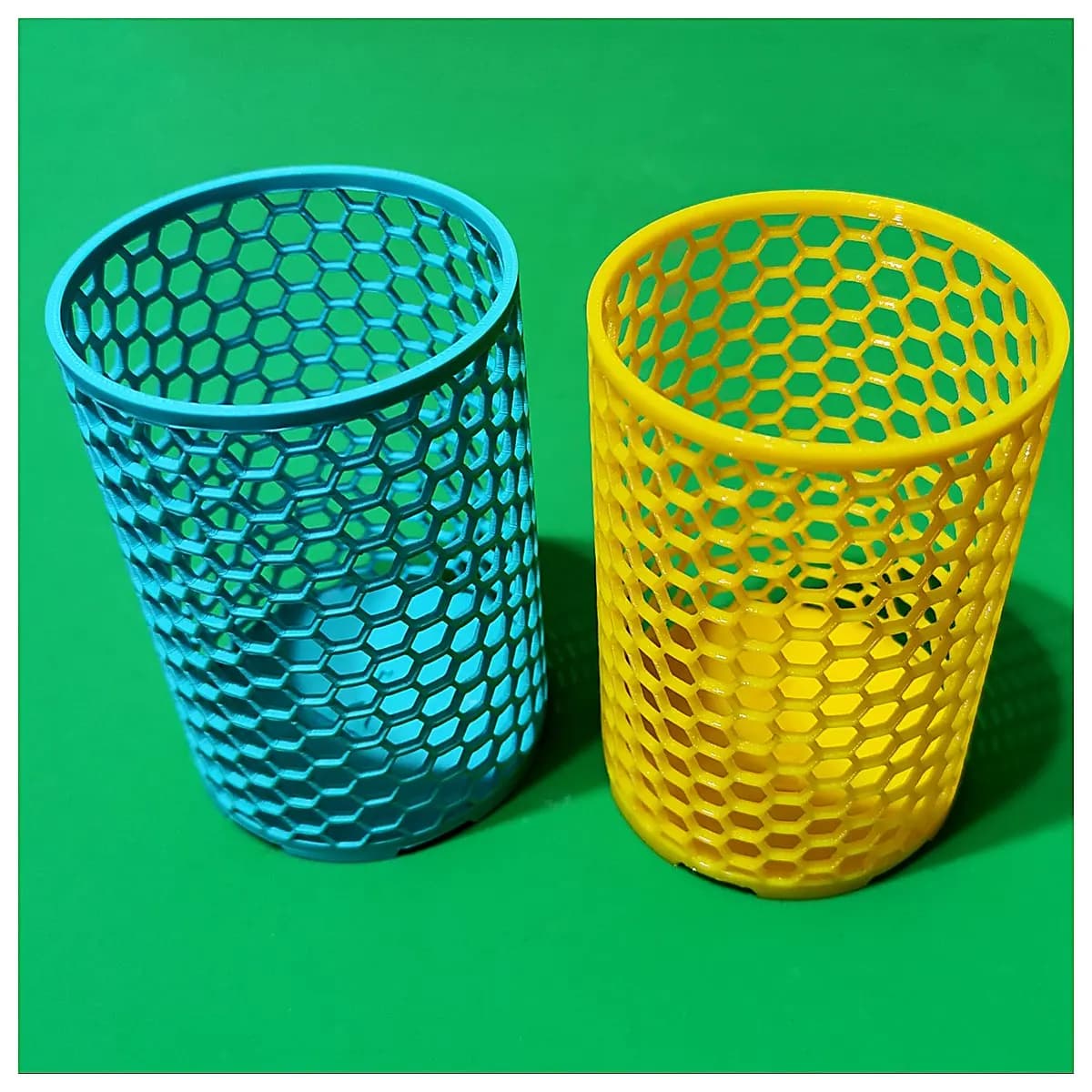 Carved Pen Holder Creative Desktop Organizer Multi Hole Pen Box Student Stationery Divider Office Supplies Learning Accessories Simple Design