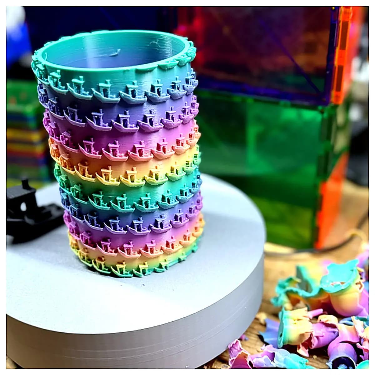 Cup Holder Organizer Desk Storage Box Mobile Phone Stand Office Study Pen Case Creative Multi Function Holder Simple Decoration Benchy