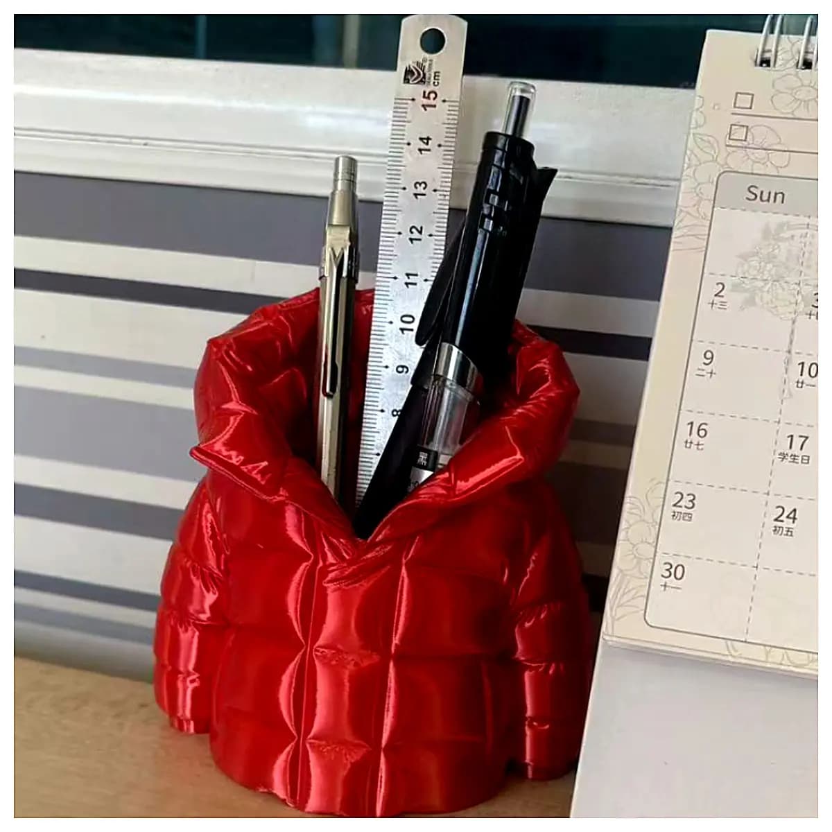 Down Jacket Organizer Stand Stackable Storage Outdoor Travel Accessories Hiking Gear Casual Clothing Storage Bag Multi Function