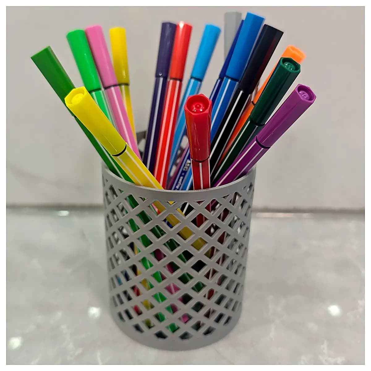 Minimalist Pen Holder Organizer Desk Pen Box Office Stand Creative Storage Solution Modern Design