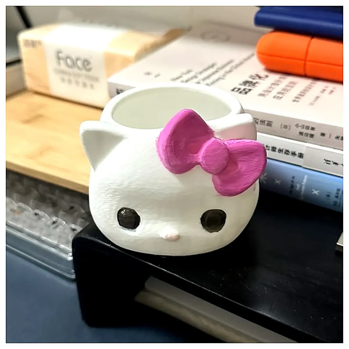 Bow Tie Pen Holder Creative Storage Box Girl Gift Decorative Pen Case Student Stationery Accessories Decoration Desktop Ornament Gift Box