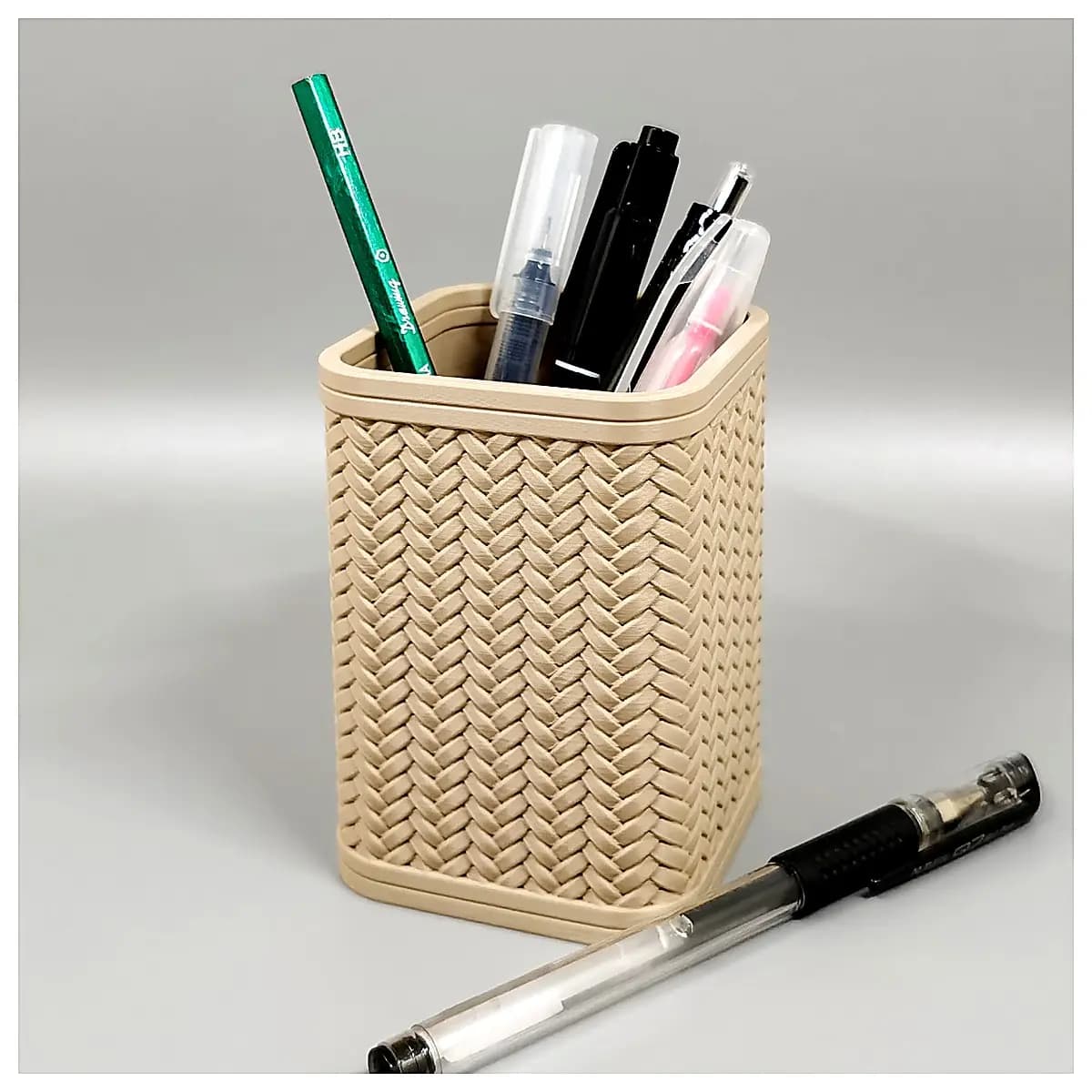 Woven Pen Holder Organizer Desk Storage Container Creative Decoration Office School Supplies Multi Function Pen Stand