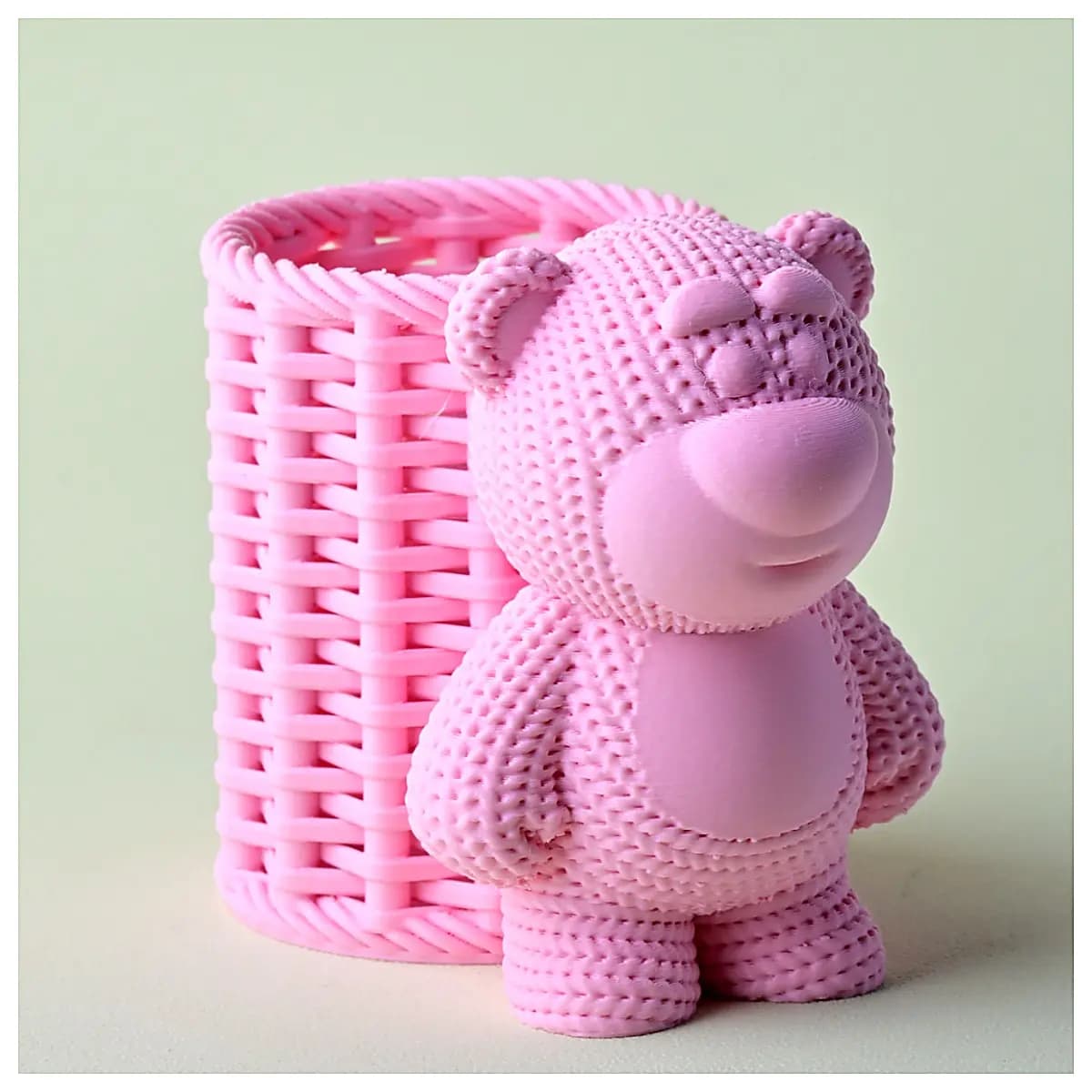 Knitted Strawberry Bear Pencil Holder Cute Plush Organizer Desk Decor Student Supplies Office Accessories Gift Pen Case Storage Box