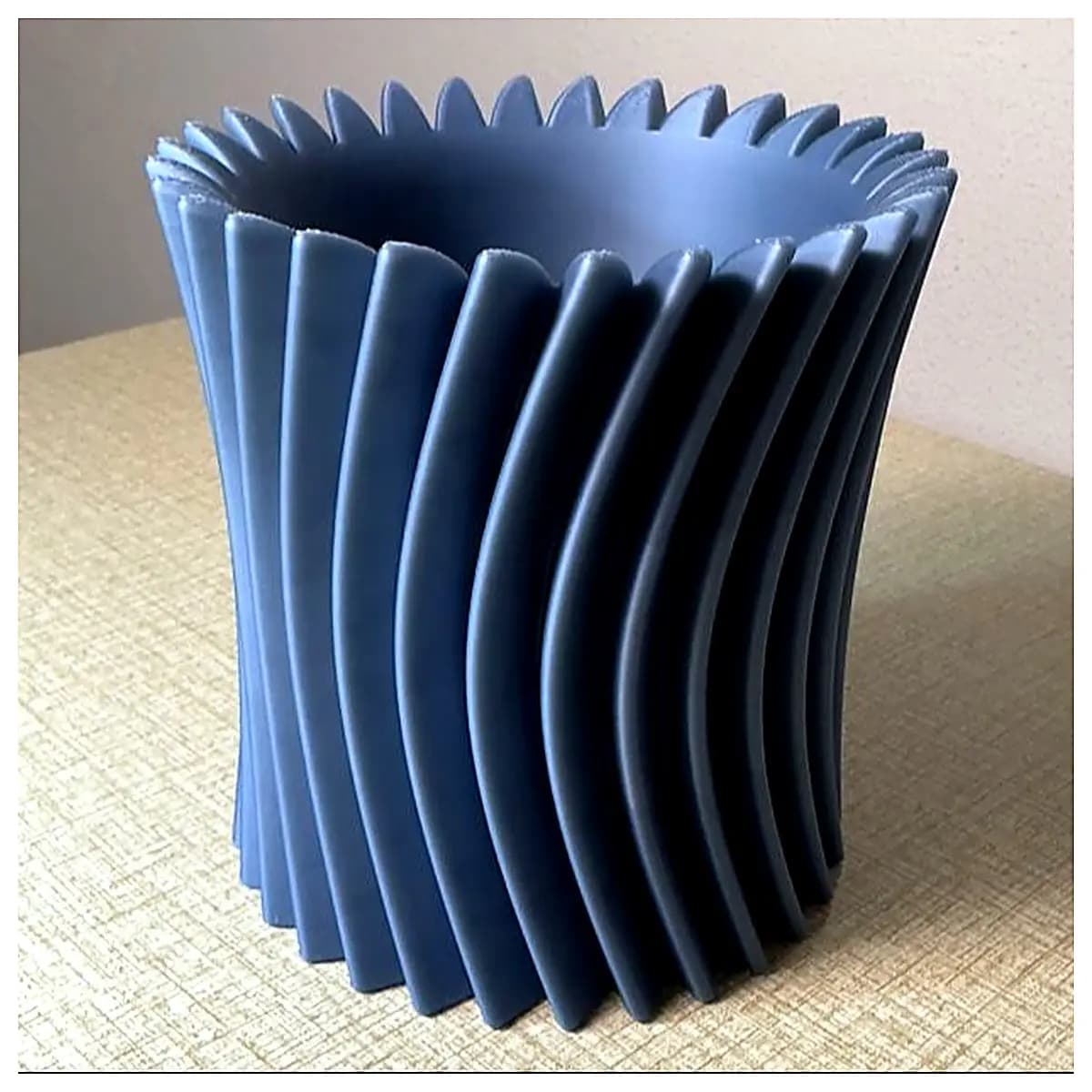 Pen Holder Flower Pot Organizer Desk Storage Container Pencil Case Holder Stand Desktop Accessory Multi functional Support for Plants Decoration Pen H
