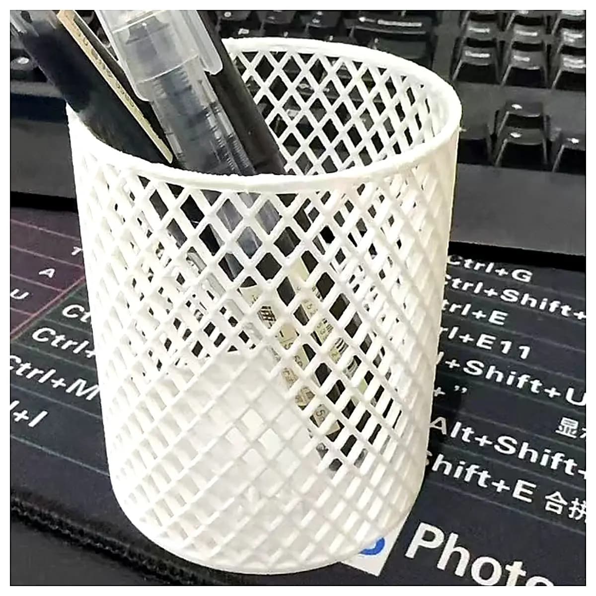 Carved Pen Holder Creative Desk Organizer Pencil Case Multi Hole Writing Tools Study Supplies Student Gift Office Accessories