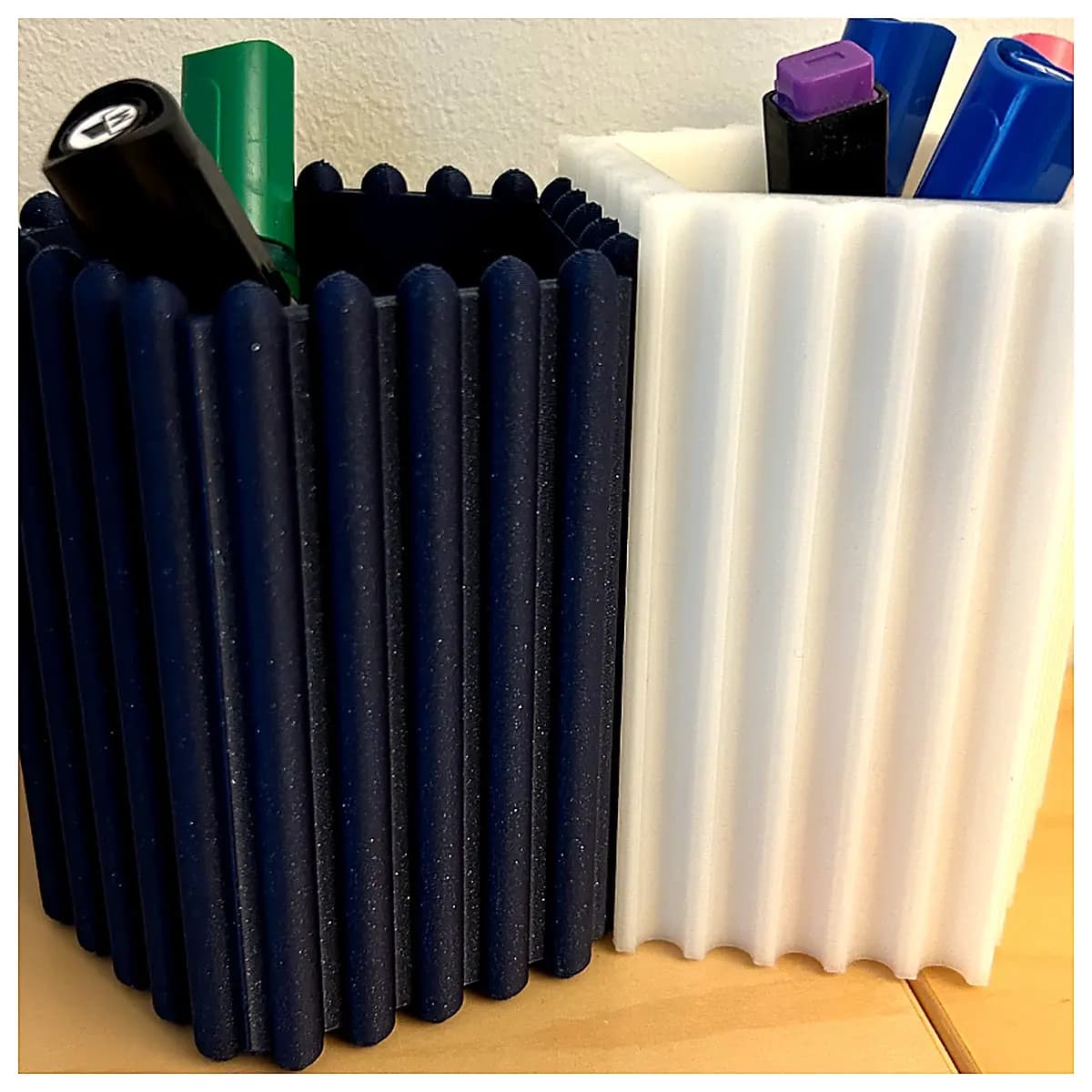 Pen Holder Student Portable Pen Case Pencil Case Creative Stationery Organizer Multi Function Pen Box Student School Bag Accessories Pen Case