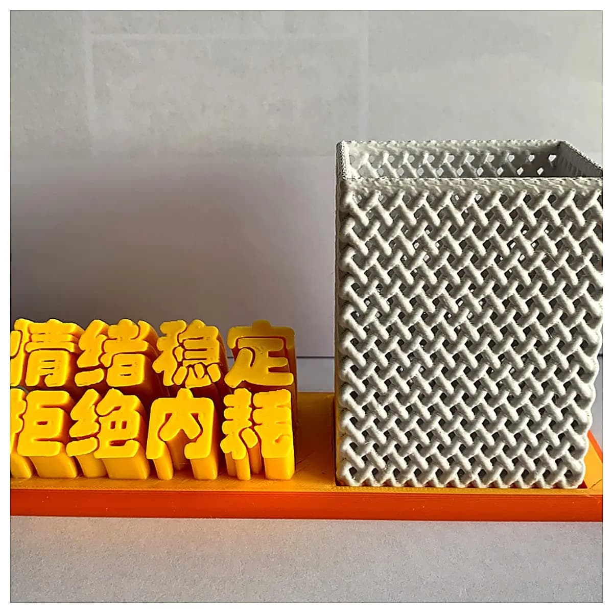 Desktop Organizer Pen Holder Decorative Shelf Multi Function Storage Rack Office Desk Organizer Creative Decoration Small Ornament