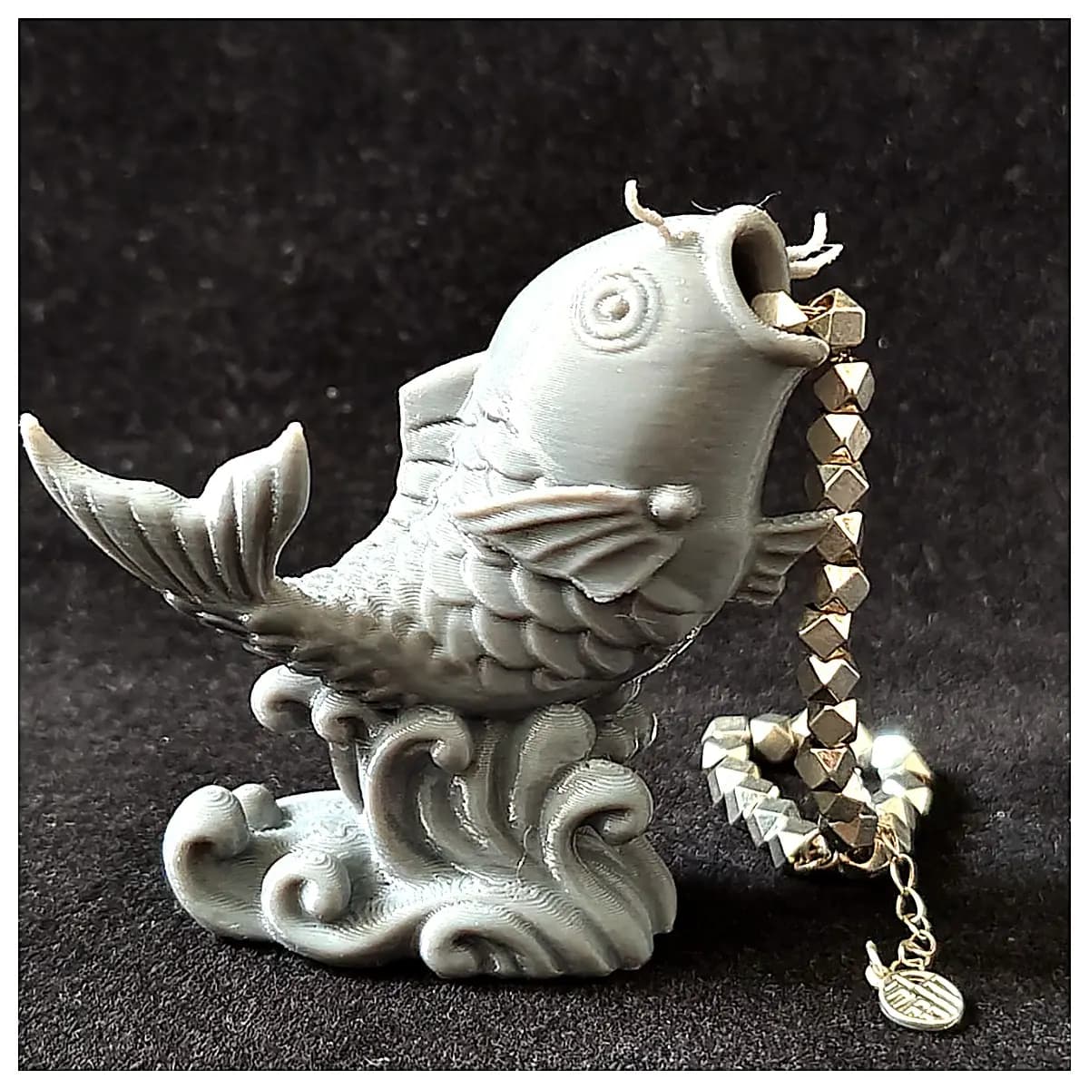 Koi Fish Pen Holder Creative Desktop Decoration Fish Shaped Pen Holder Office Learning Supplies Display Art Creative Gift