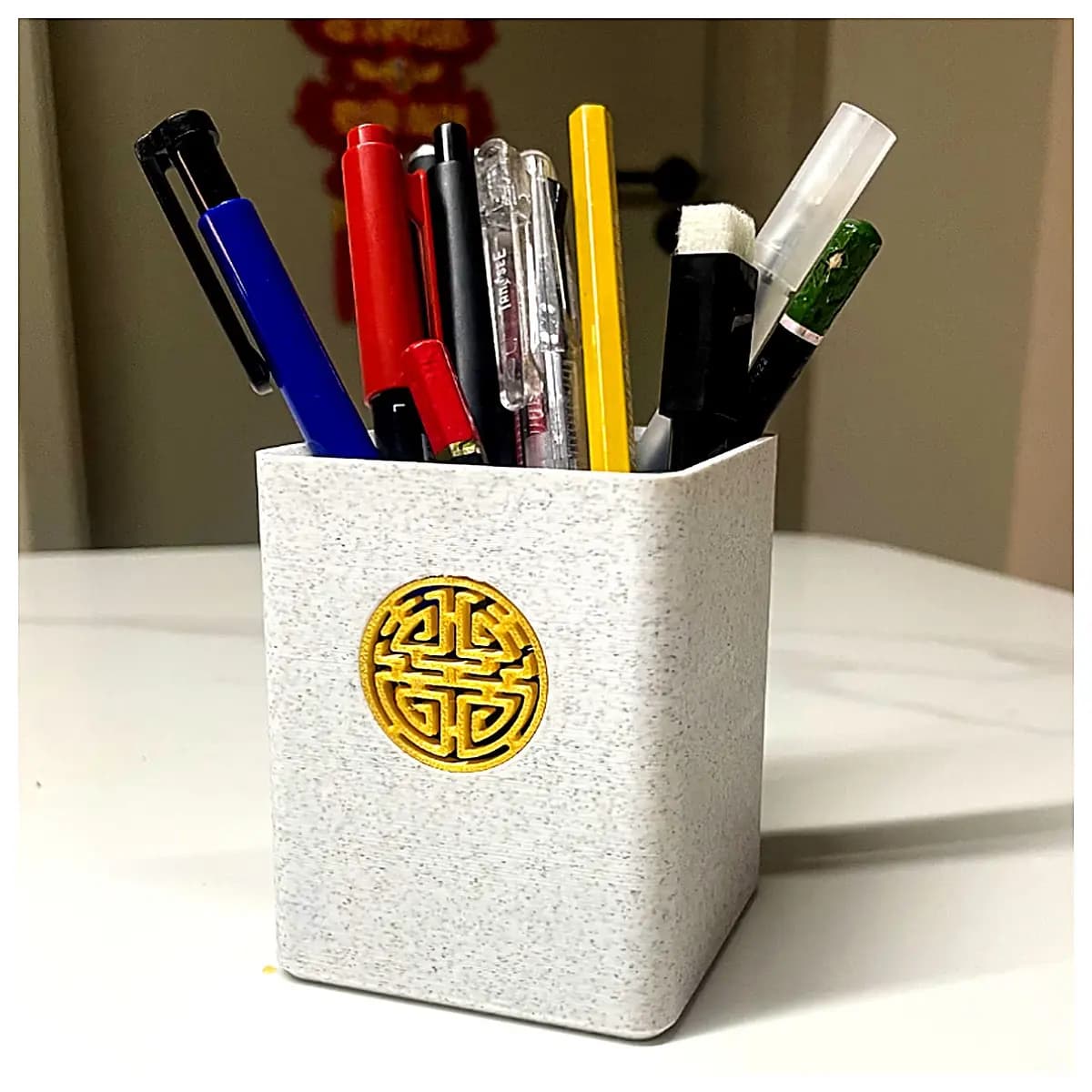 Pen Holder Simple Design Desk Organizer Office Shelf Support Decoration Creative Gift Pen Holder Accessories