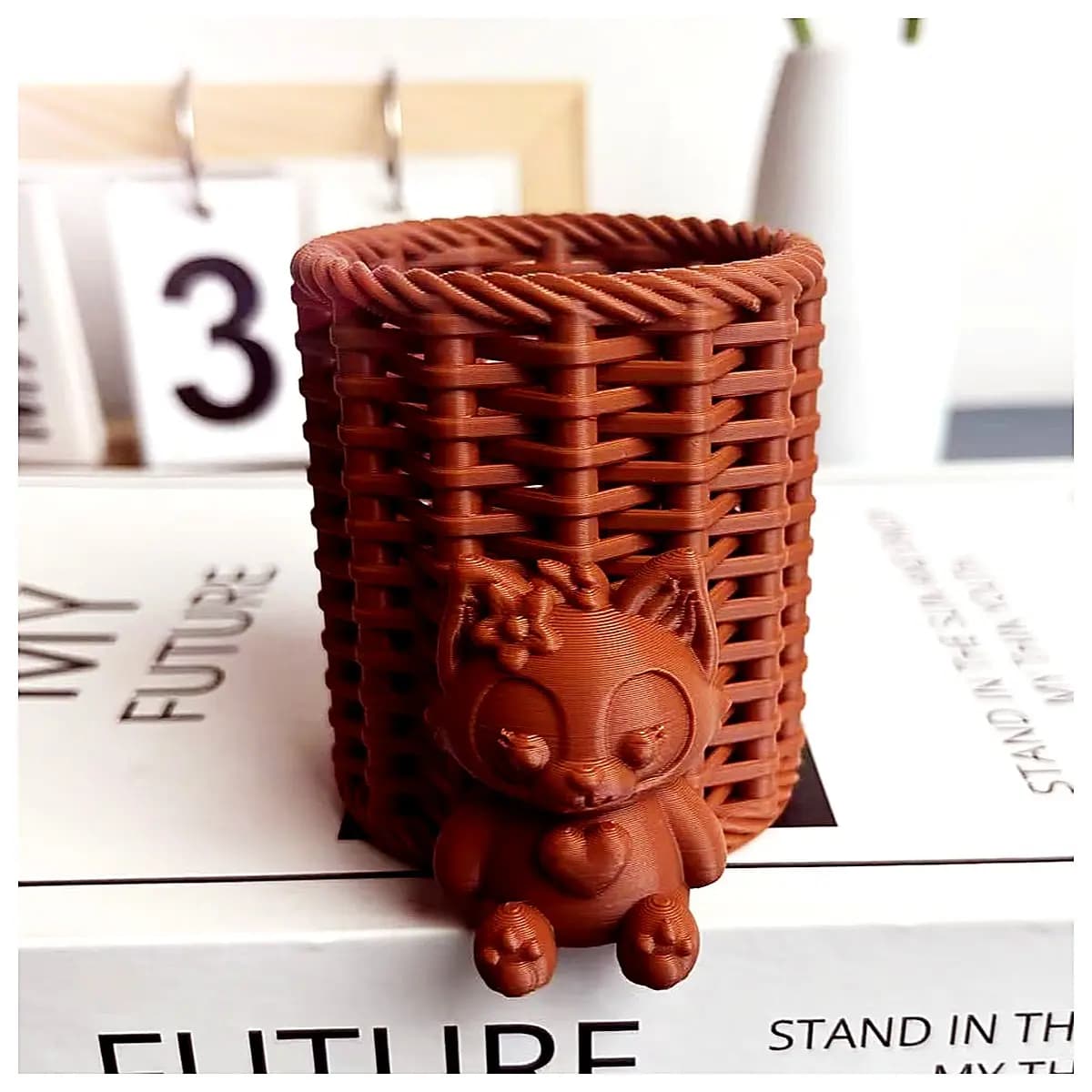 LENABELL Miniature Pen Holder Decor Creative Desktop Organizer Desk Accessory Office Gift Home Decoration Display Piece