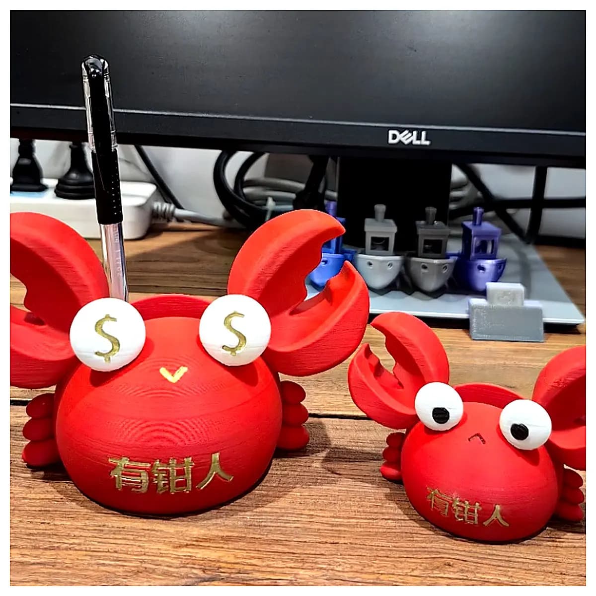 Cute Crab Pen Holder Desktop Decoration Phone Stand Office Organizer Novelty Gift Accessory Parts