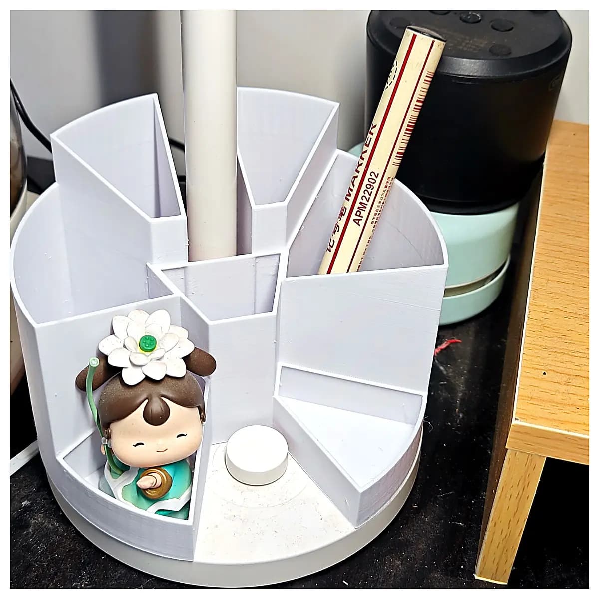 Desk 1S Control Pen Holder Desktop Organizer Phone Stand Study Reading Creative Home Decor