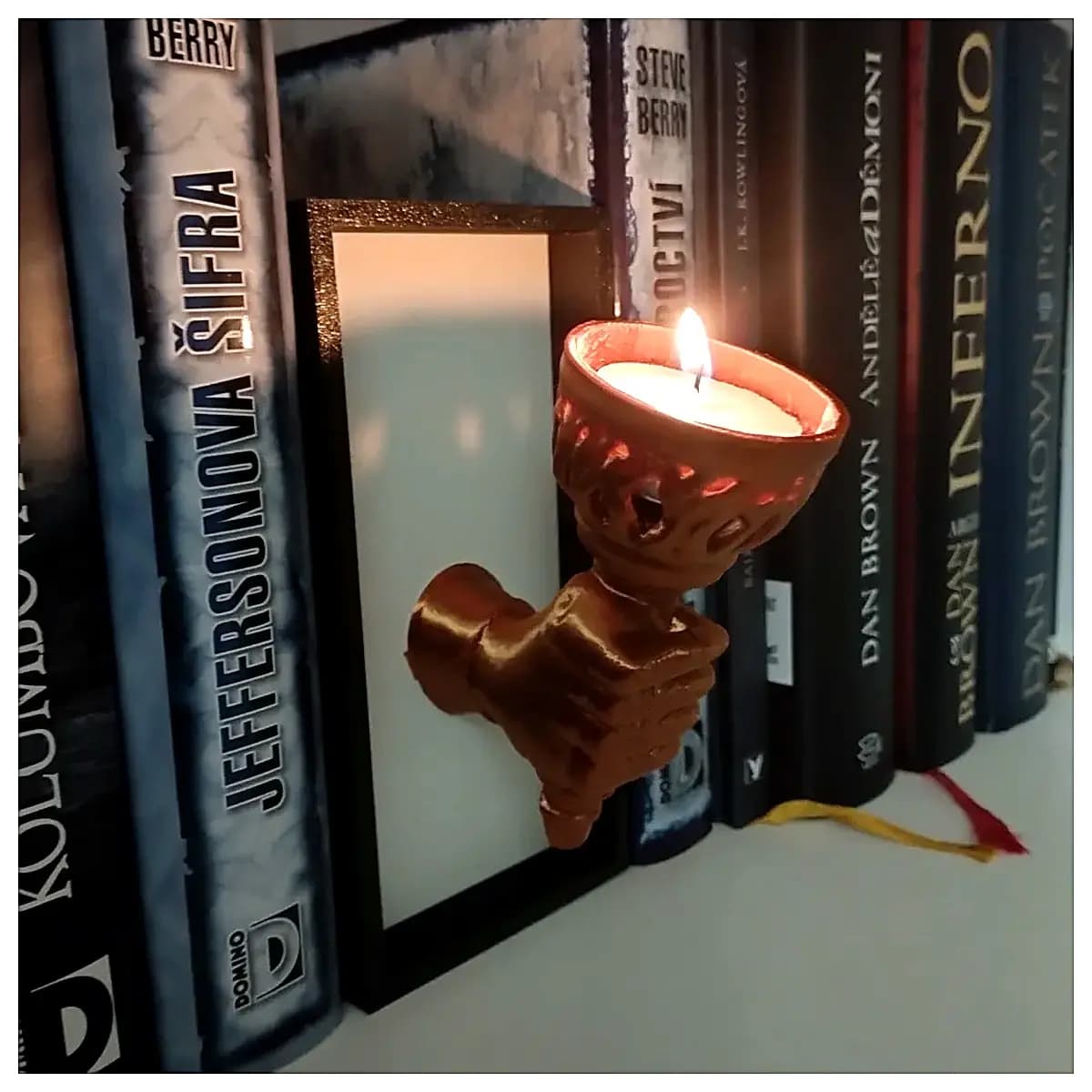Bookshelf Decoration Candle Holders Display Stands Creative Home Decor Desktop Ornament Gift Placement Art Piece