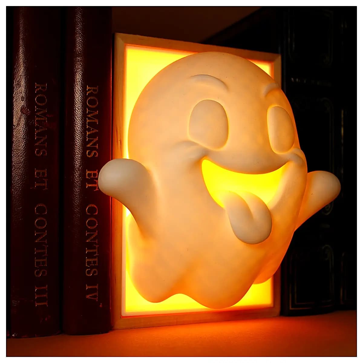 Halloween Ghost Book Stand Decoration Spooky Display Horror Figurine Festival Decor Creative Gift Horror Theme Prop