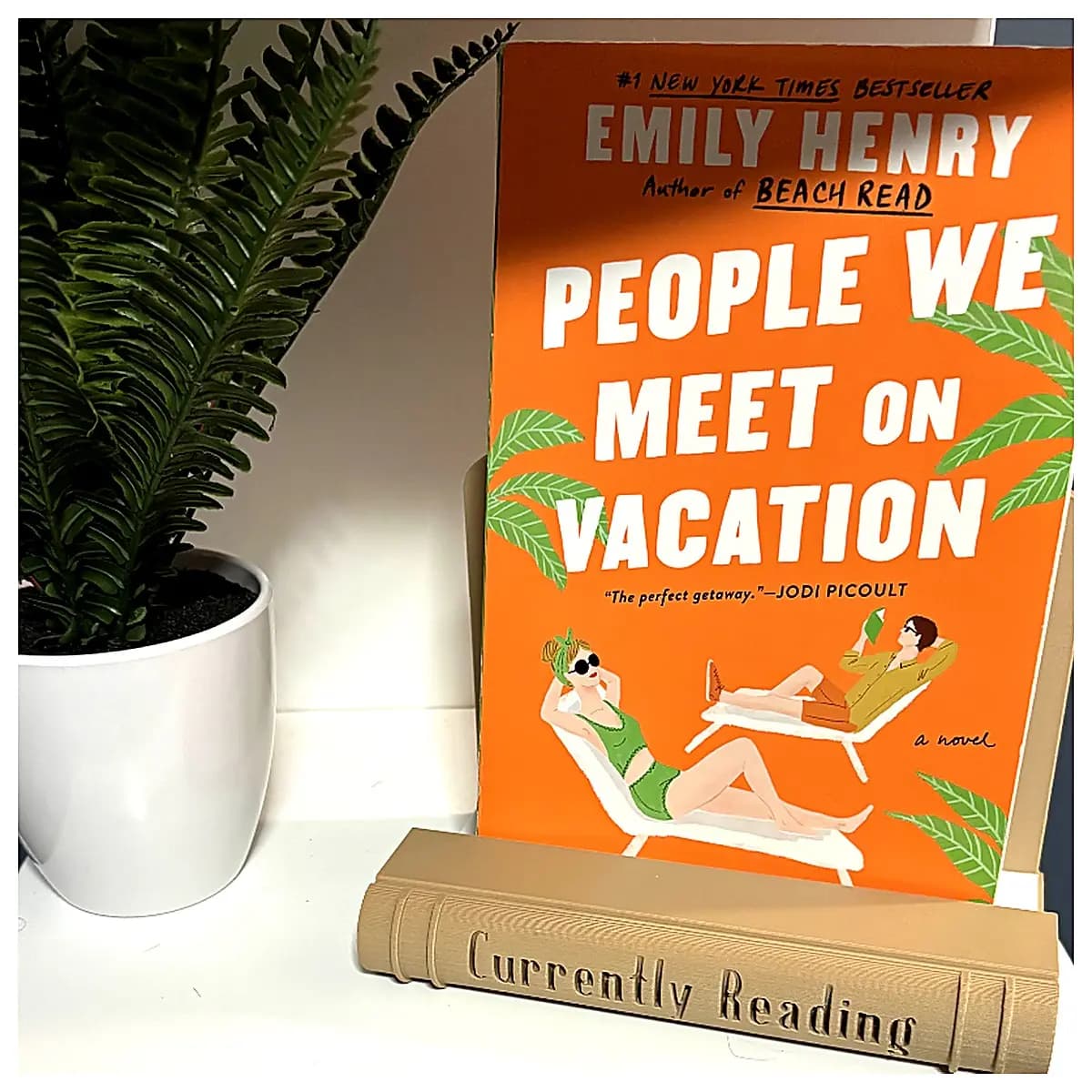 Reading Display Stand Book Holder Sculpture Decorative Bookstand for Desk Shelf Bookmarks Support Creative Book Display Accessory
