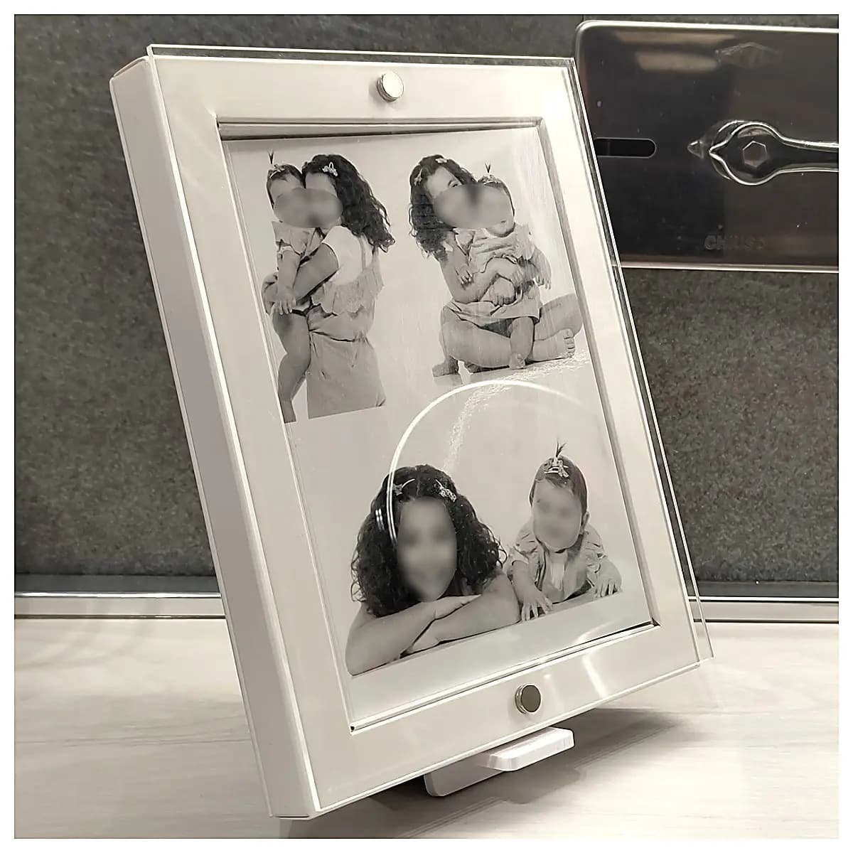 Slim Minimalist Photo Album Stand Desktop Photo Album Holder Mini Photo Wall Decorative Stand Photo Props Photography Enthusiasts