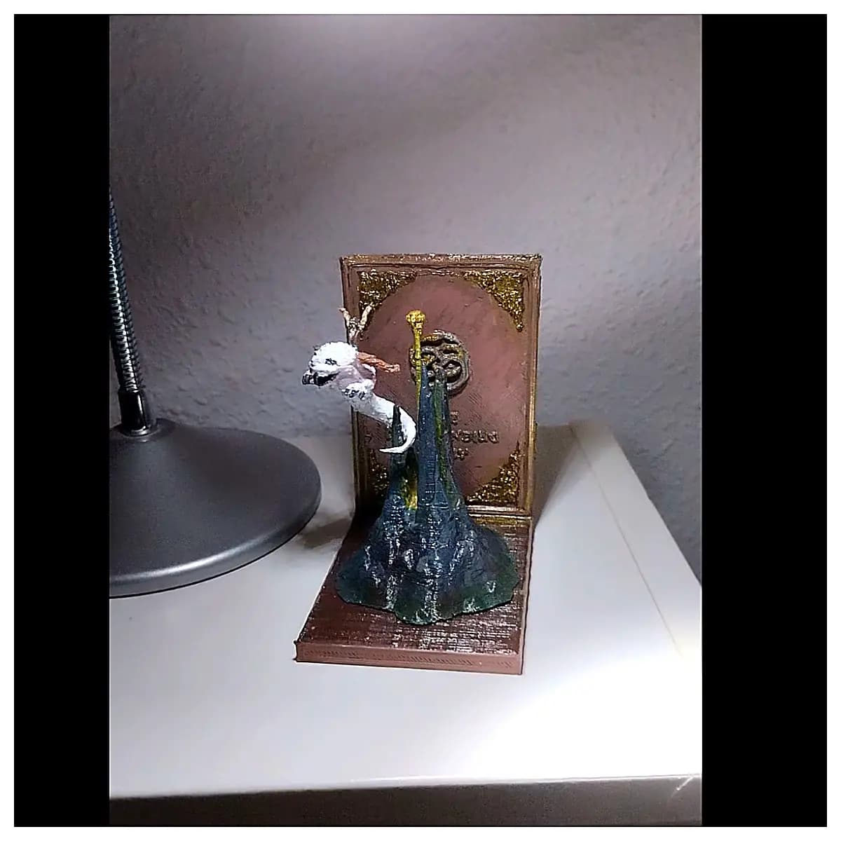Book Stand Model Endless Stories Figurine Desktop Decoration Creative Accessories Scene Props Puzzle Toy Collection