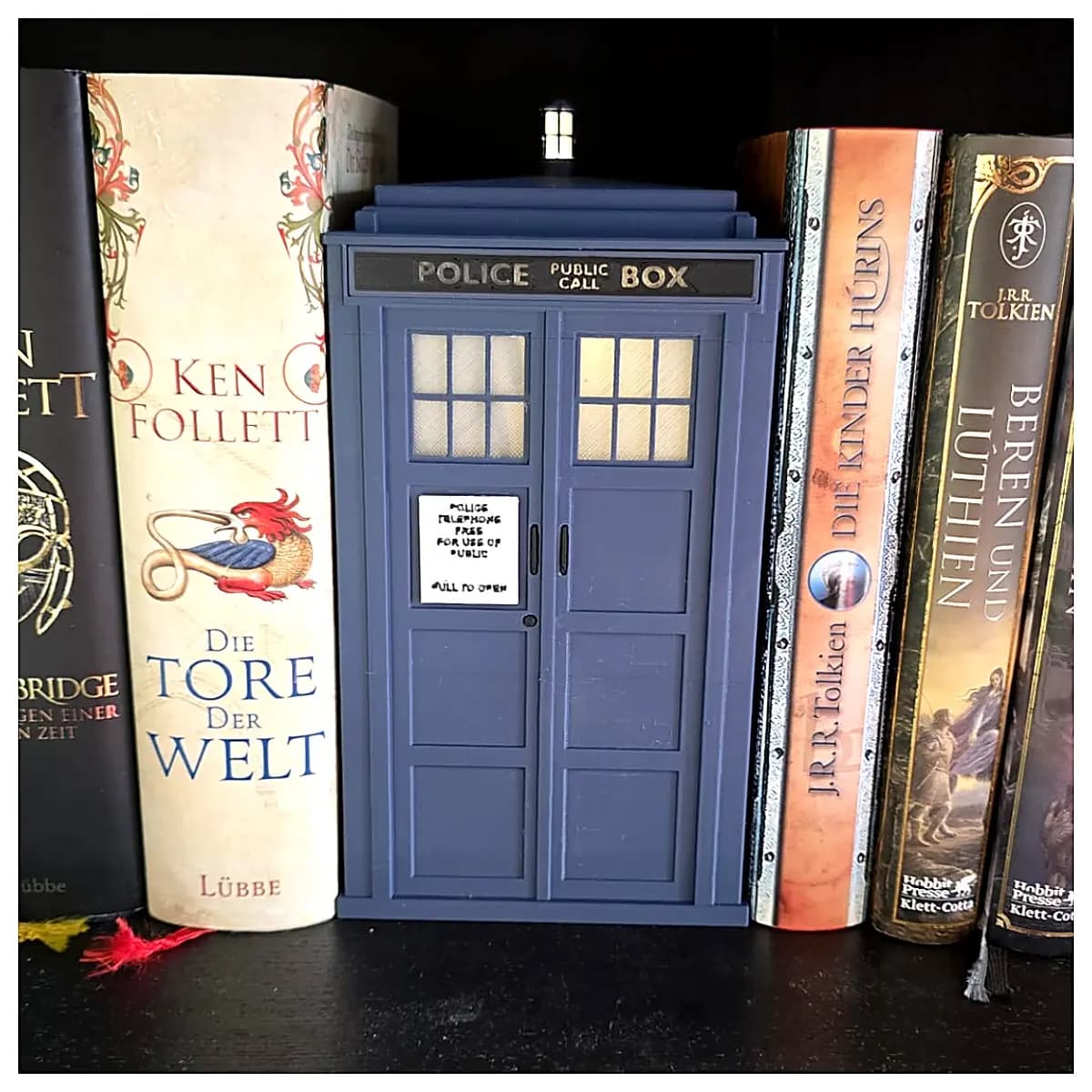 Time Machine Book Stand Retro Decor Glowing Book Display Creative Book Holder Desk Shelf Ornament Study Room Decoration Book Support