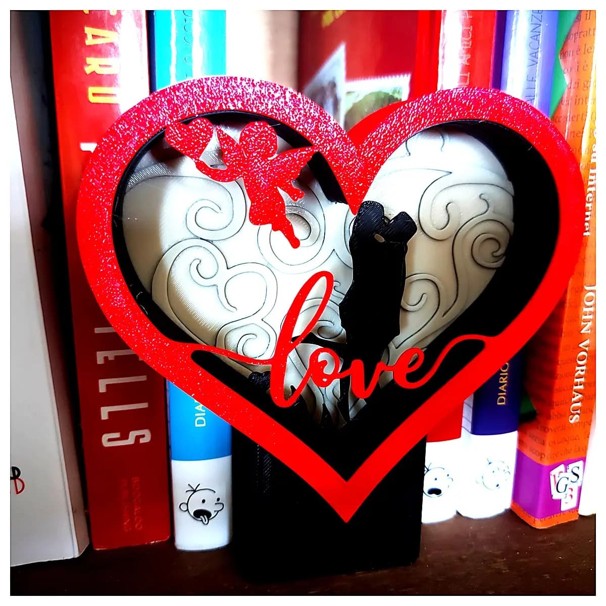 Valentine s Day Gift Decorative Sculpture Romantic Keepsake Book Stand Creative Gift