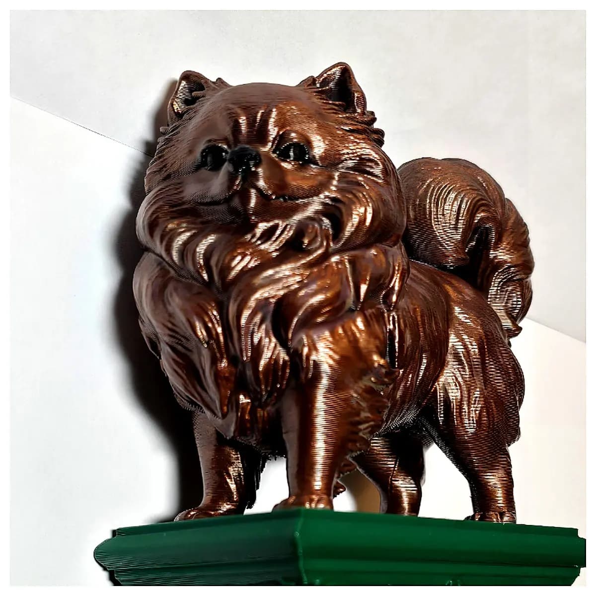 Pomeranian Statue Book Stand Cute Dog Sculpture Pet Decoration Home Decor Gift Idea Shelf Display
