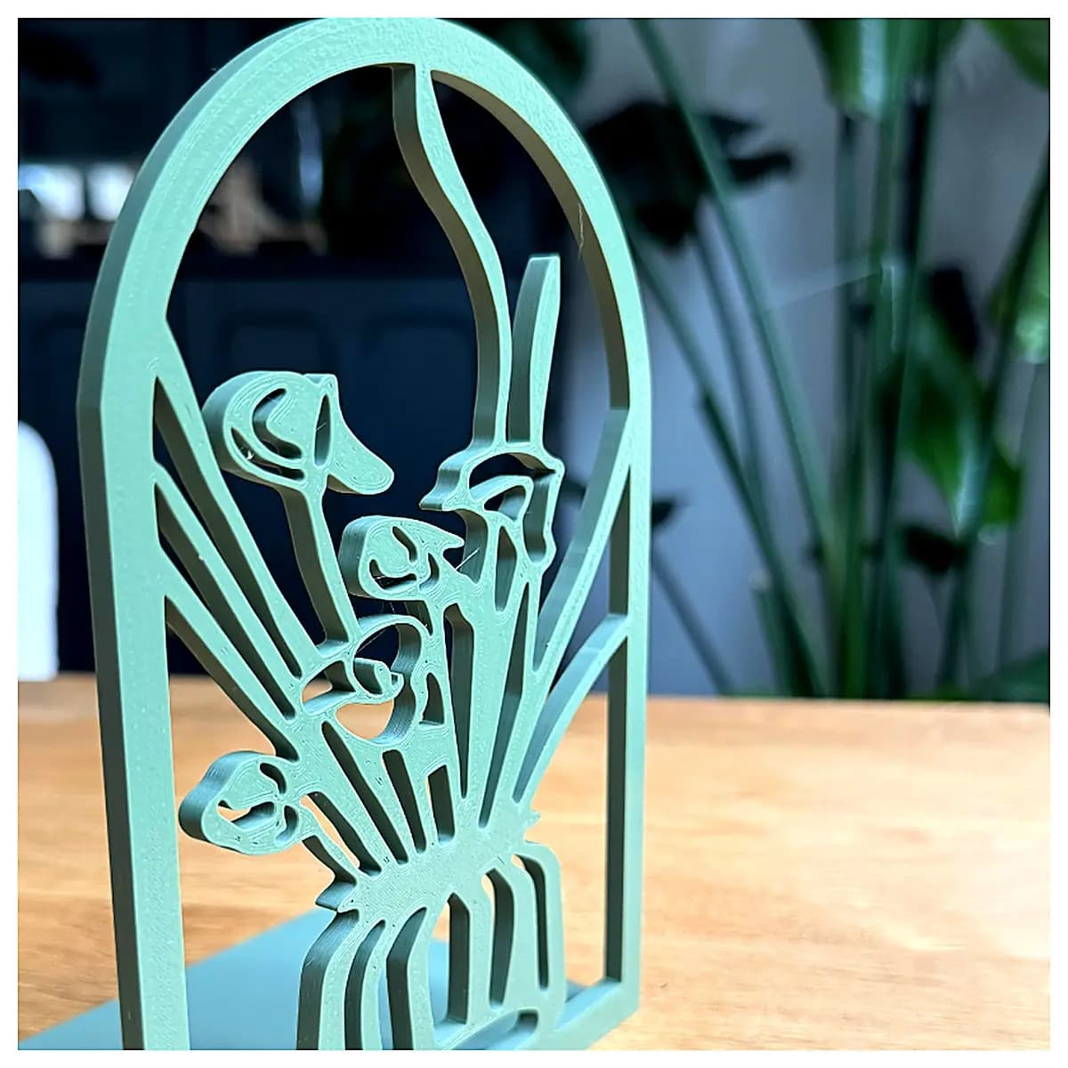 Elegant Floral Book Stand Flower Display Decoration Desktop Accent Floral Holder Creative Home Decor