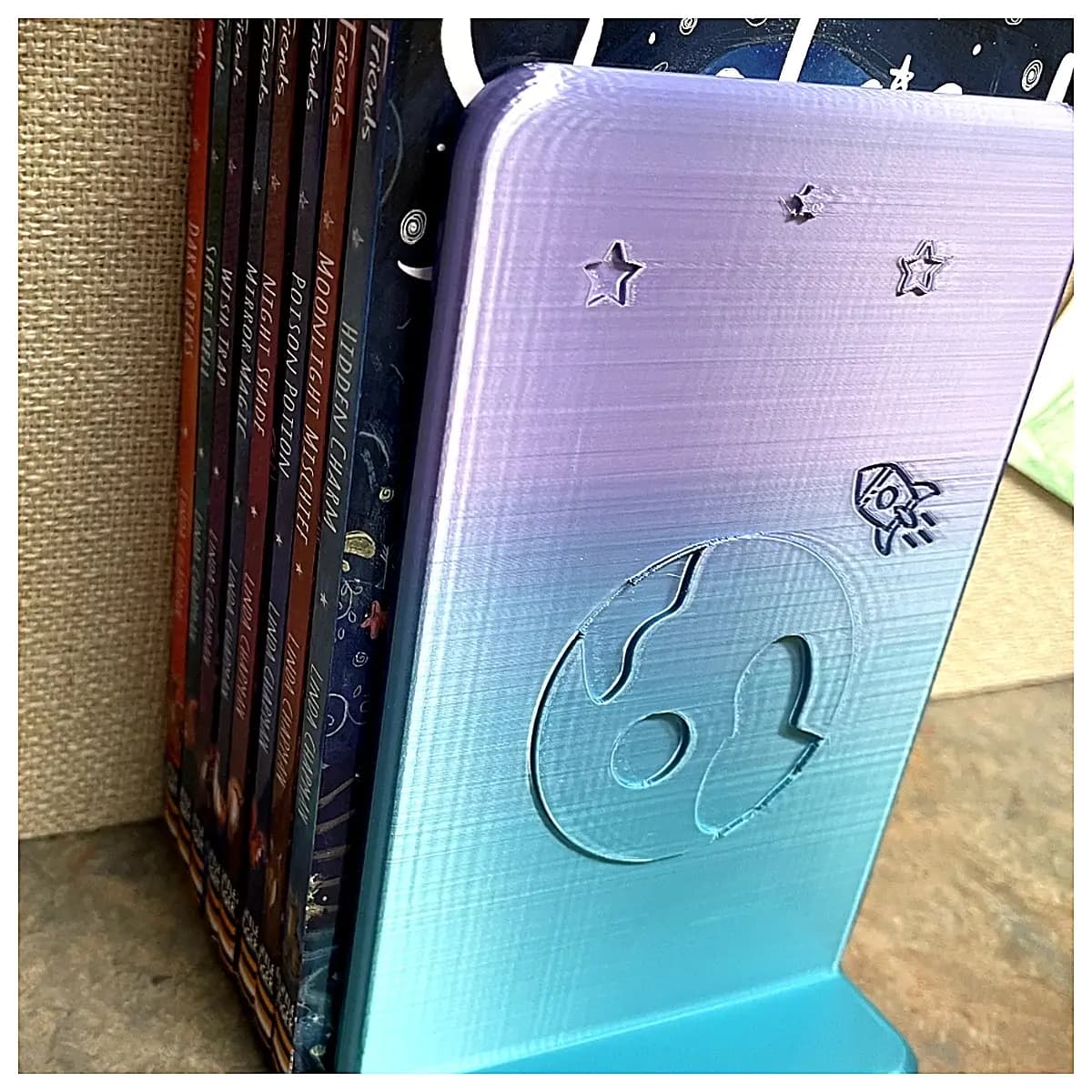 Space Book Stand Desktop Holder Book Clip Standing Support Creative Storage Phone Stand