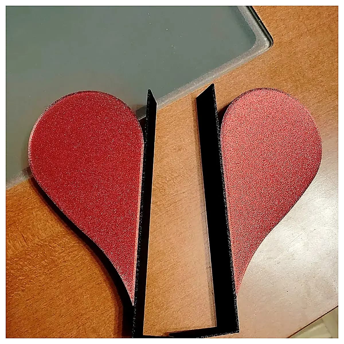 Valentine s Day Shaped Book Stand Romantic Gift Anniversary Decor Love Letter Holder Couple Gift Date Night Accessory