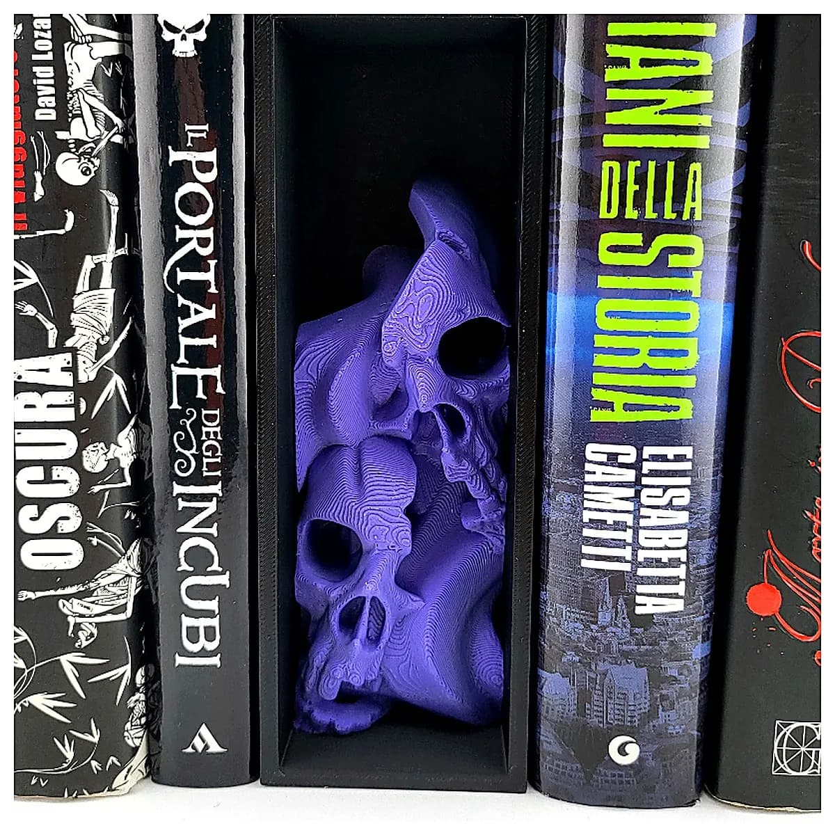 Book Stand Display Figure Skull Flame Model Decoration Desktop Ornament Scene Props Collection Decoration