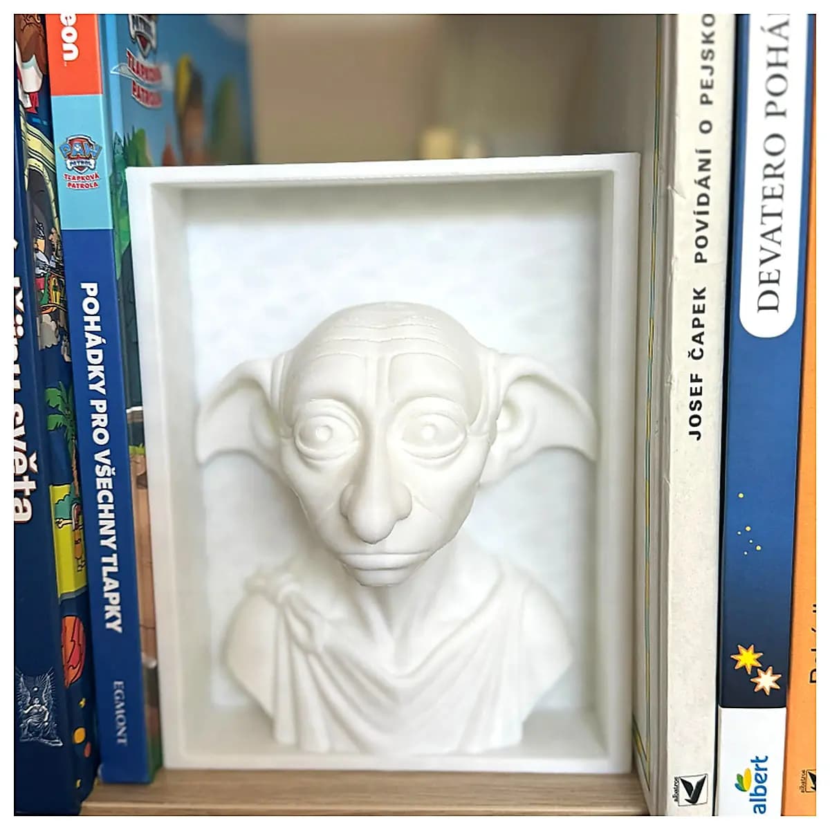 Book Stand Models Toy Figures Collection Display Pieces Creative Decor Wholesale