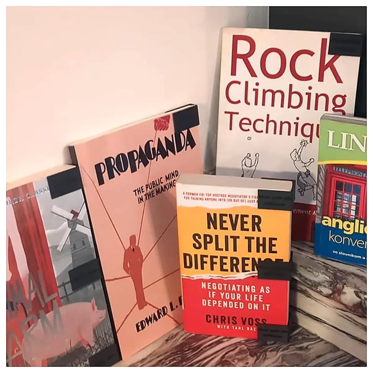 Book Holder Clips Desktop Book Stand Page Holder Book Clips Standing Book Support Study Supplies Office Accessories