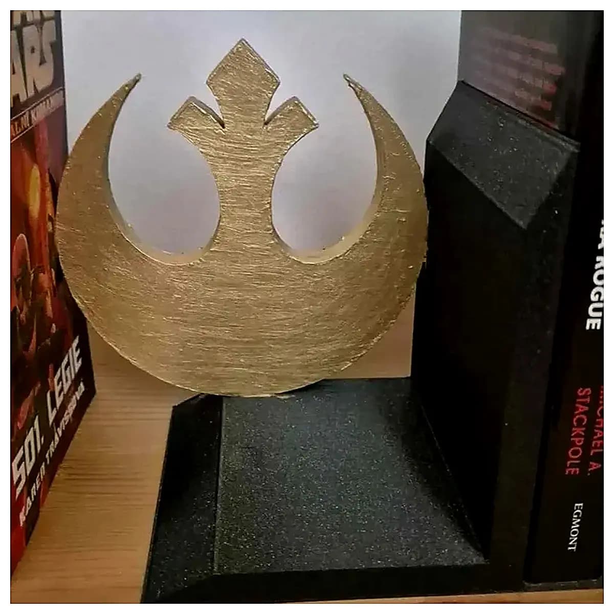 Rebel Book Stand Shelf Support Book Holder Desktop Display Creative Book Decor Decorate Shelves Suitable for Various Books