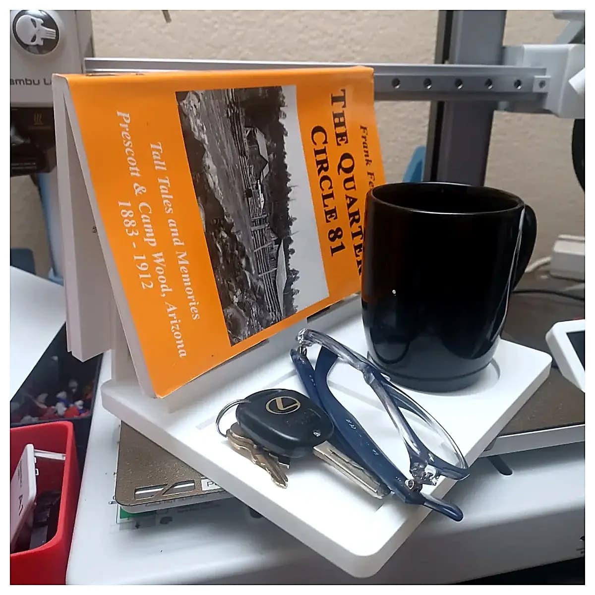 Book Stand Shelf Coffee Cup Holder Reading Station Desktop Organizer Creative Shelf Magazine Rack Wall Mounted Display