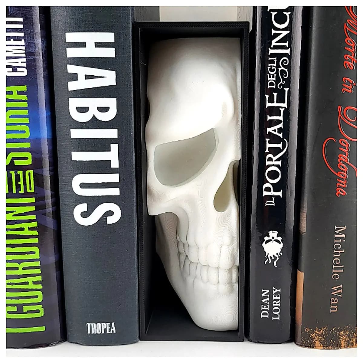 3D Printed Skull Bookstand Gothic Horror Bookstore Decor Book Display Shelf Office Personalized Creative Upcycled Book Gift