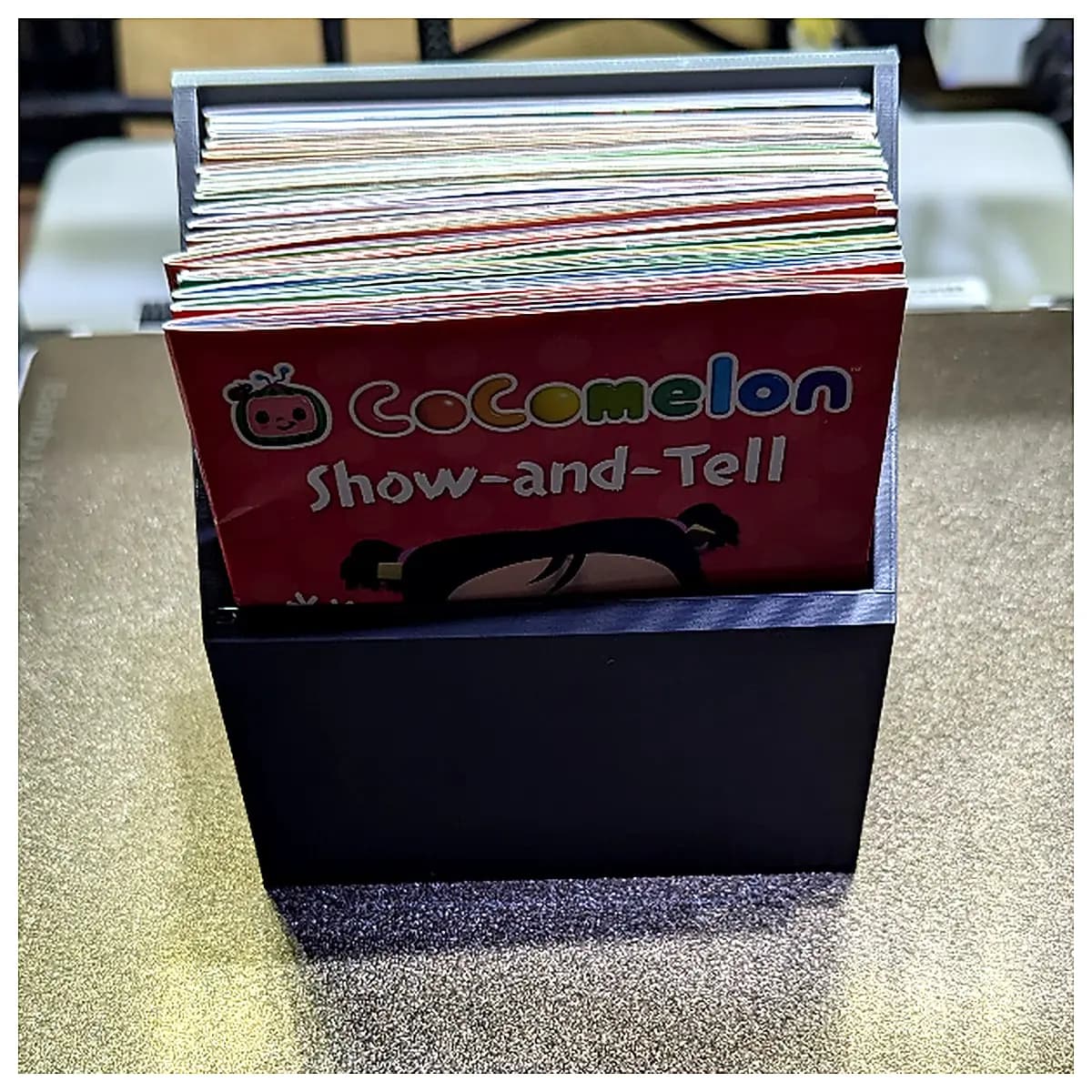 Book Stand Display 4 Inch Desktop Shelf Holder Book Display Stand Mini Exhibition Office Decoration Creative Book Accessory