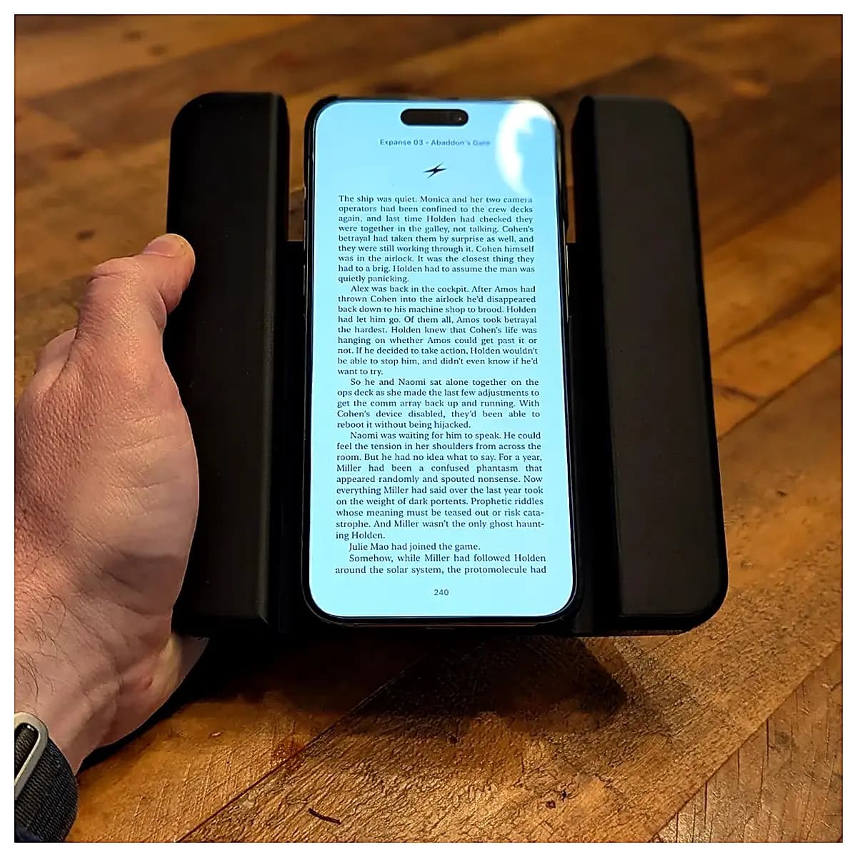 Mobile Phone Stand Holder Cell Phone Case Mount Accessory Support Universal Phone Stand for All Smartphones
