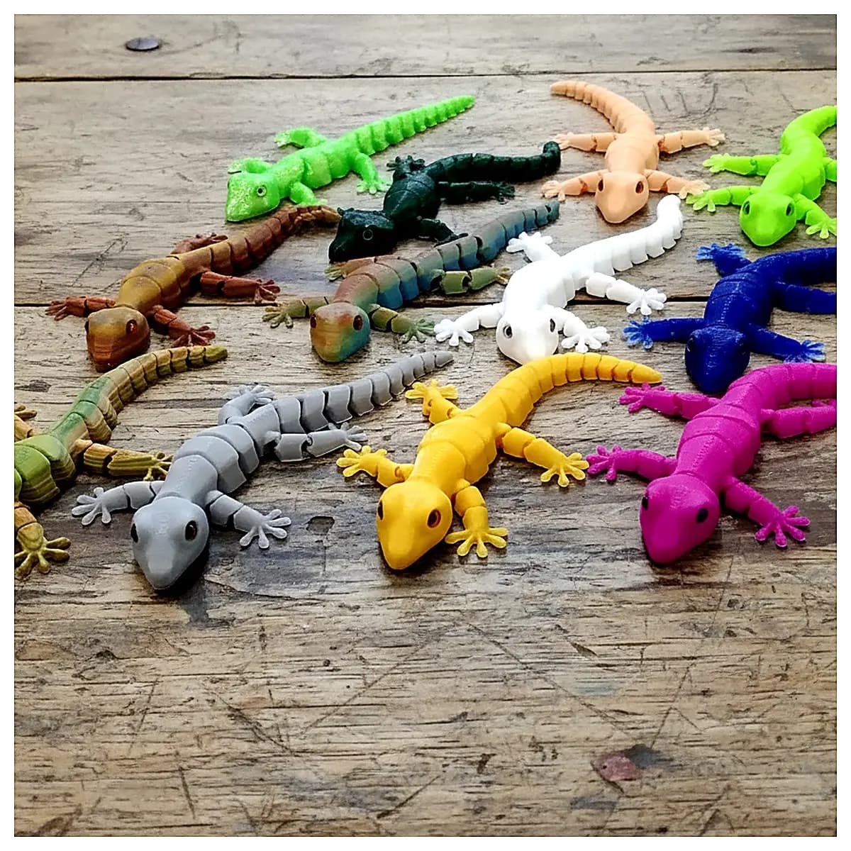 Wiggling Gecko Stress Toy Anxiety Relief Puzzle Fun Desktop Decoration Stress Relief Desk Mini Toy